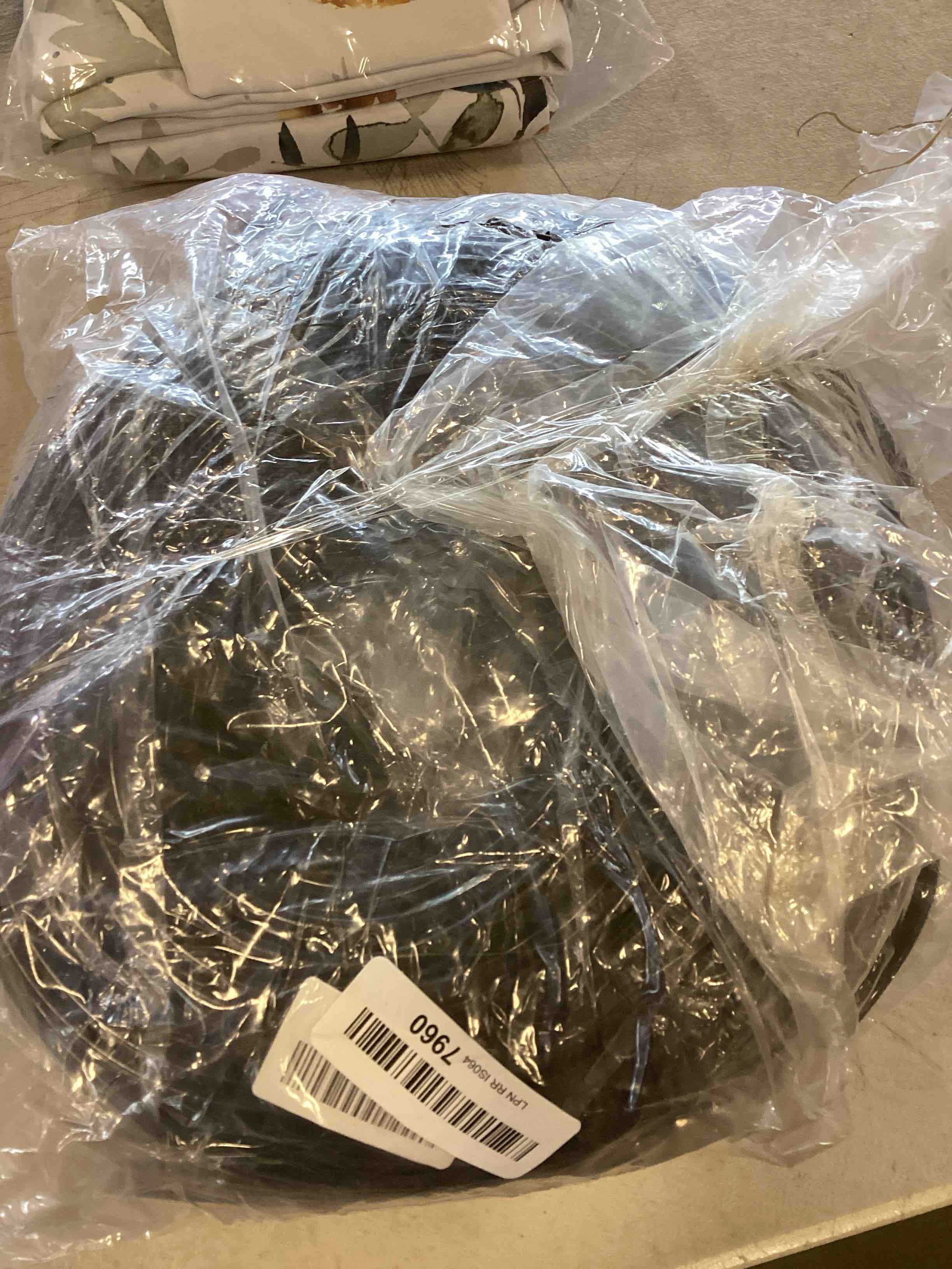 https://s3.amazonaws.com/lotting-images-prod/bidfta/ORG6704197_1719588102004.jpeg