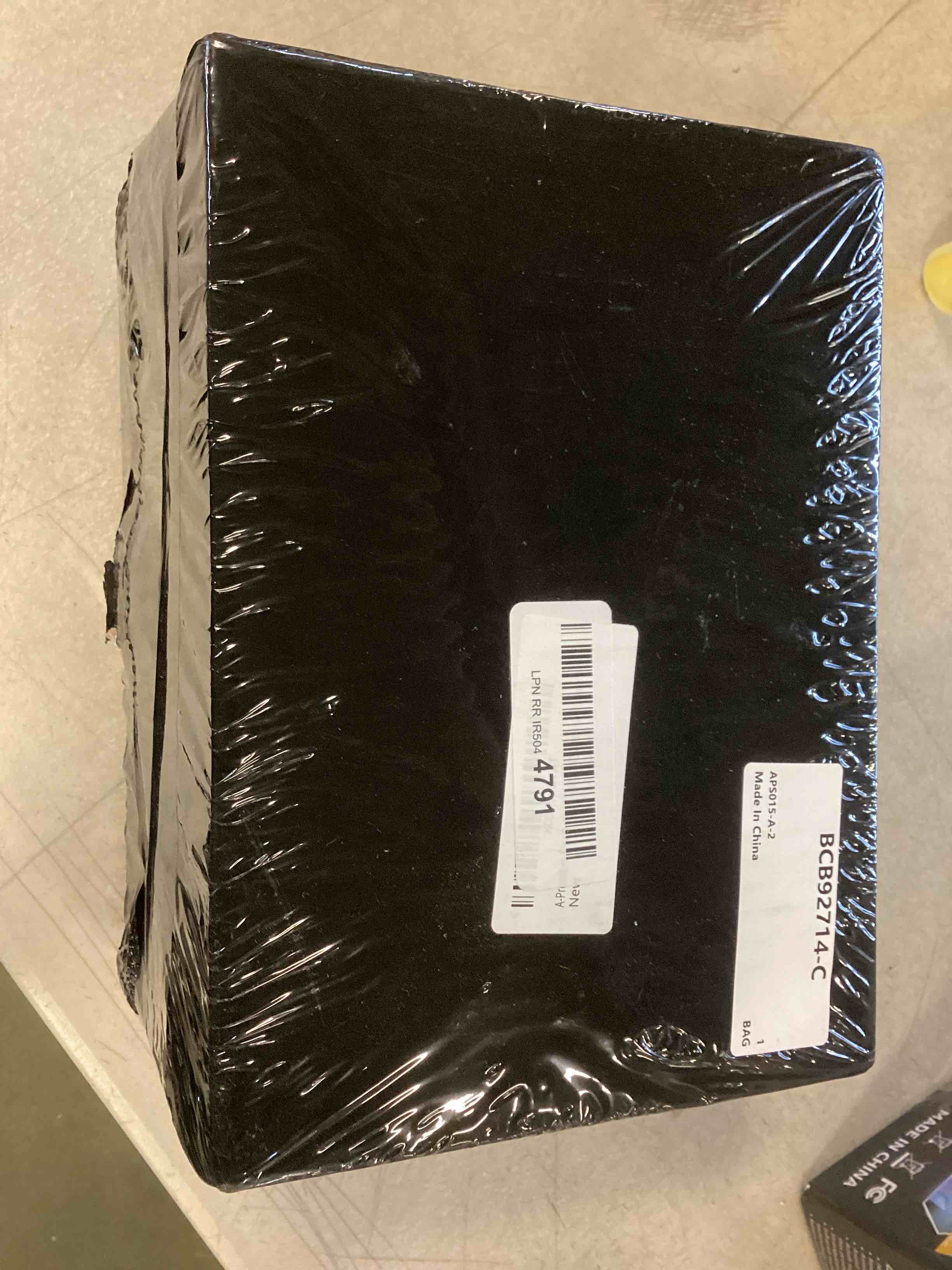 https://s3.amazonaws.com/lotting-images-prod/bidfta/ORG6704224_1719593131210.jpeg