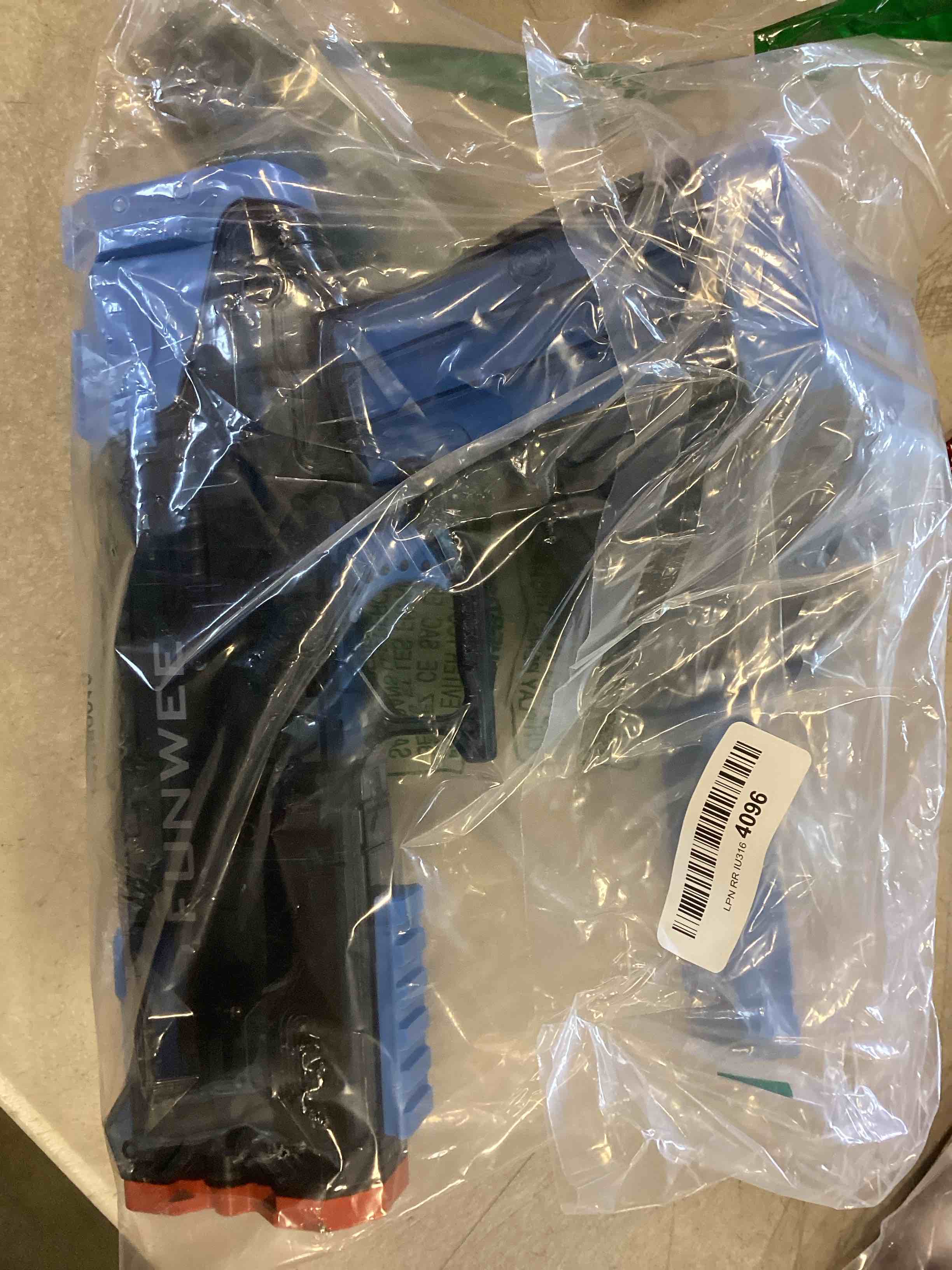 https://s3.amazonaws.com/lotting-images-prod/bidfta/ORG6704226_1719593227192.jpeg