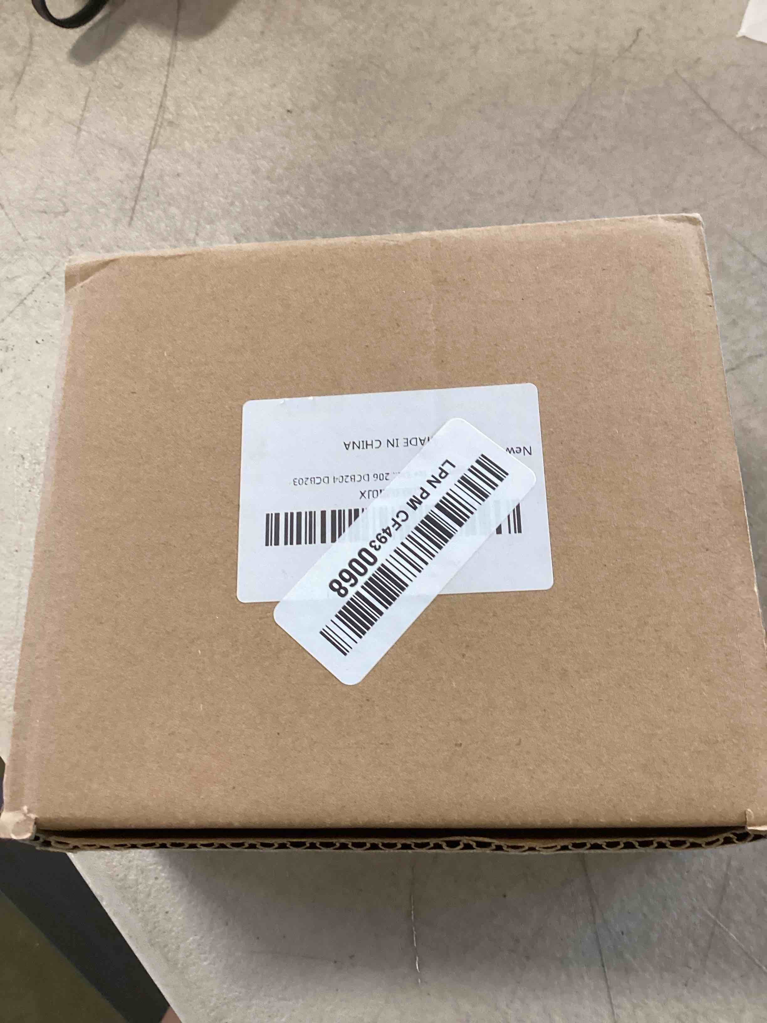 https://s3.amazonaws.com/lotting-images-prod/bidfta/ORG6705067_1720021484261.jpeg
