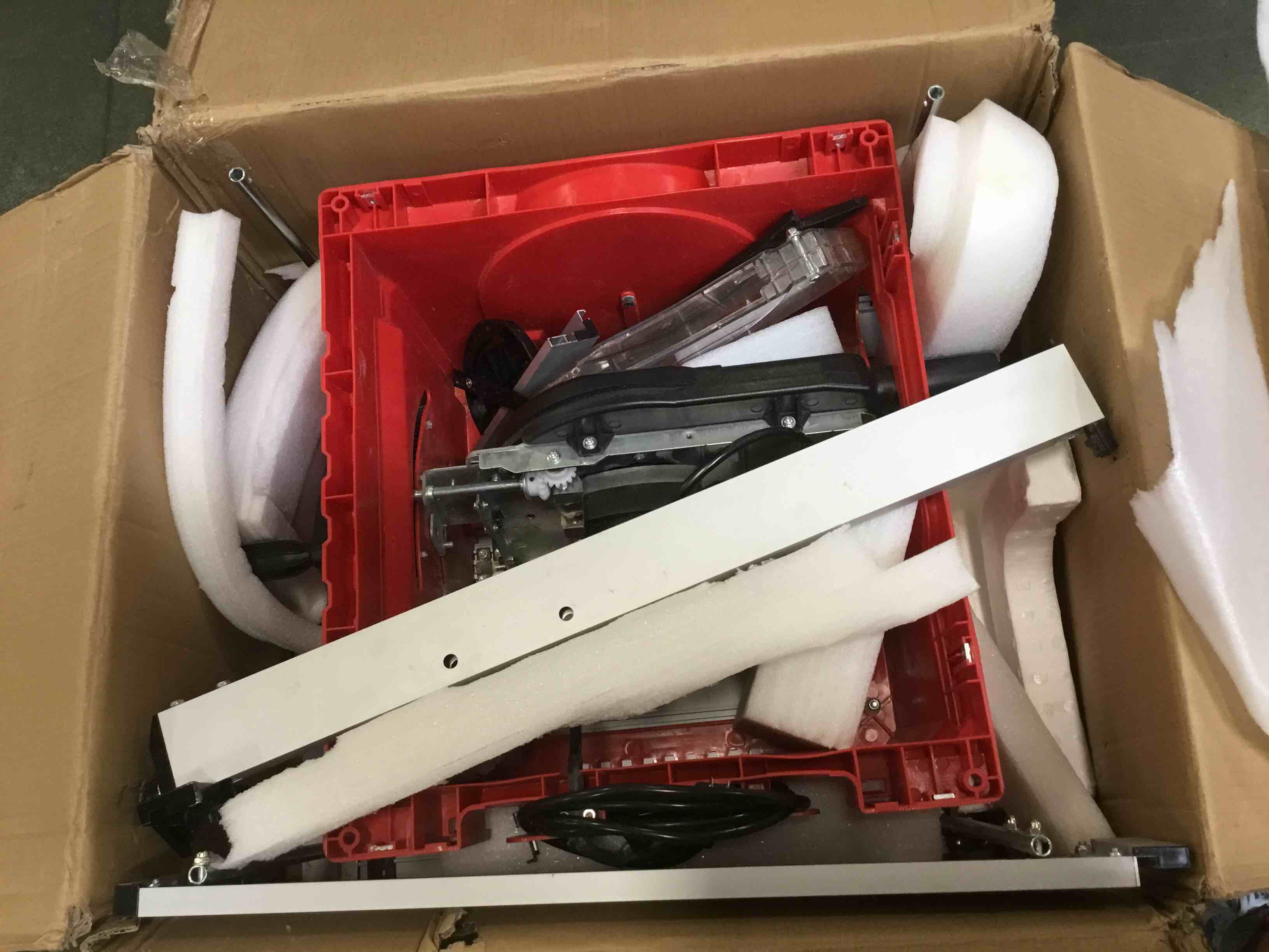 https://s3.amazonaws.com/lotting-images-prod/bidfta/ORG6708067_1720453652310.jpeg