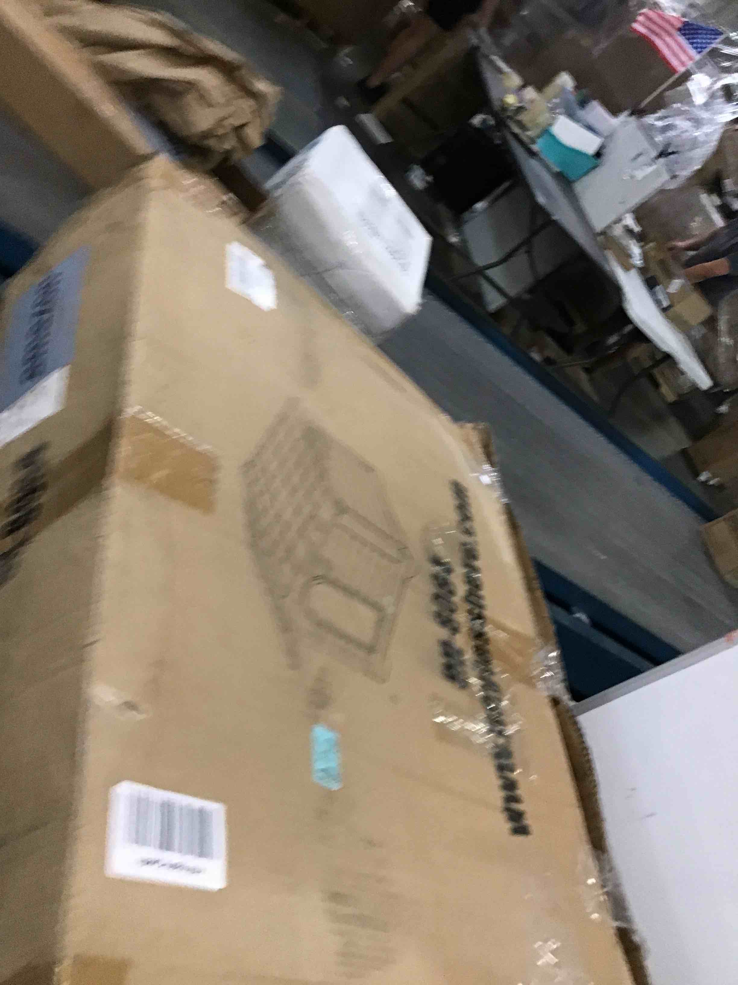 https://s3.amazonaws.com/lotting-images-prod/bidfta/ORG6709028_1719925389349.jpeg