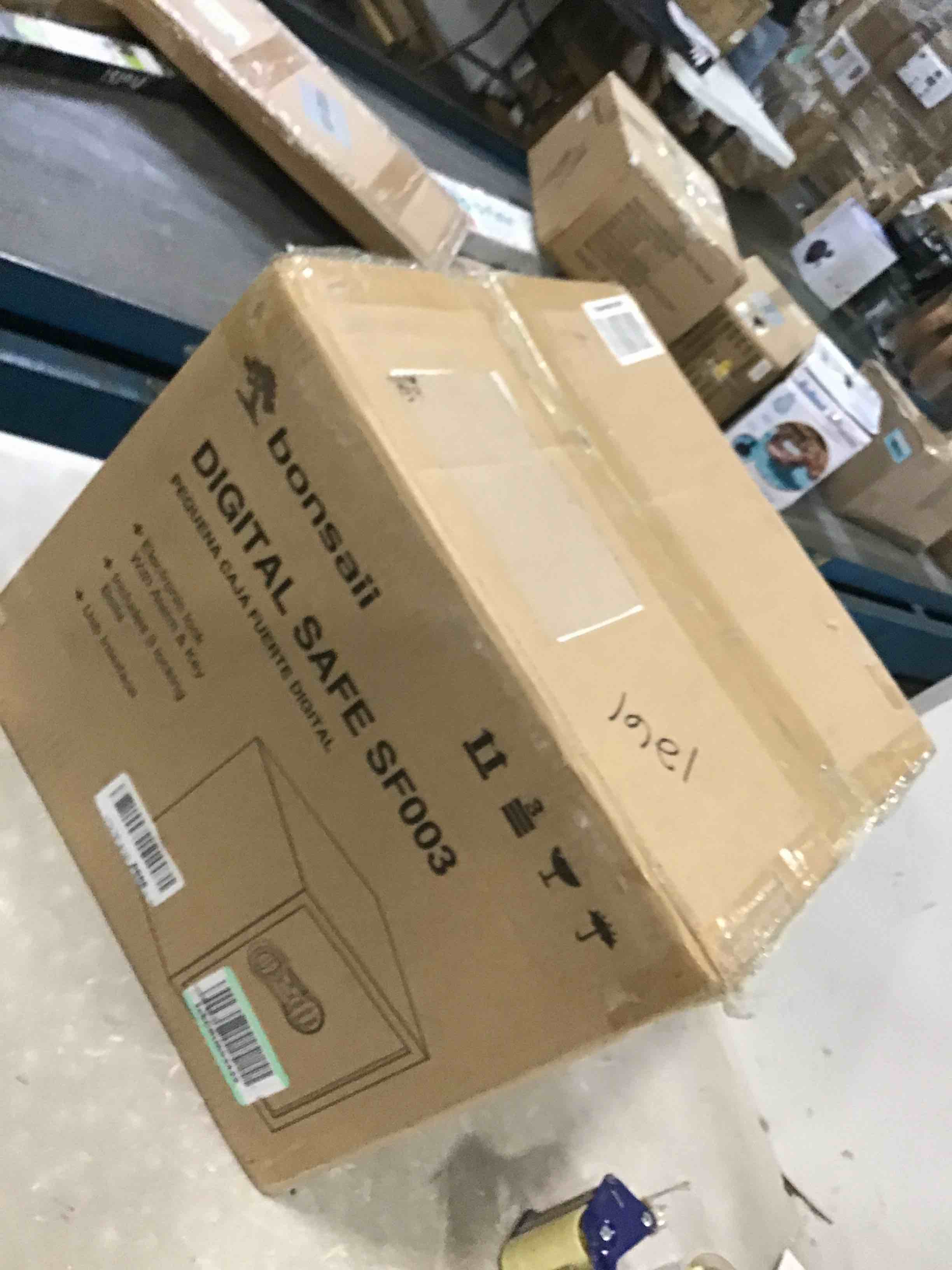 https://s3.amazonaws.com/lotting-images-prod/bidfta/ORG6709306_1719946254170.jpeg