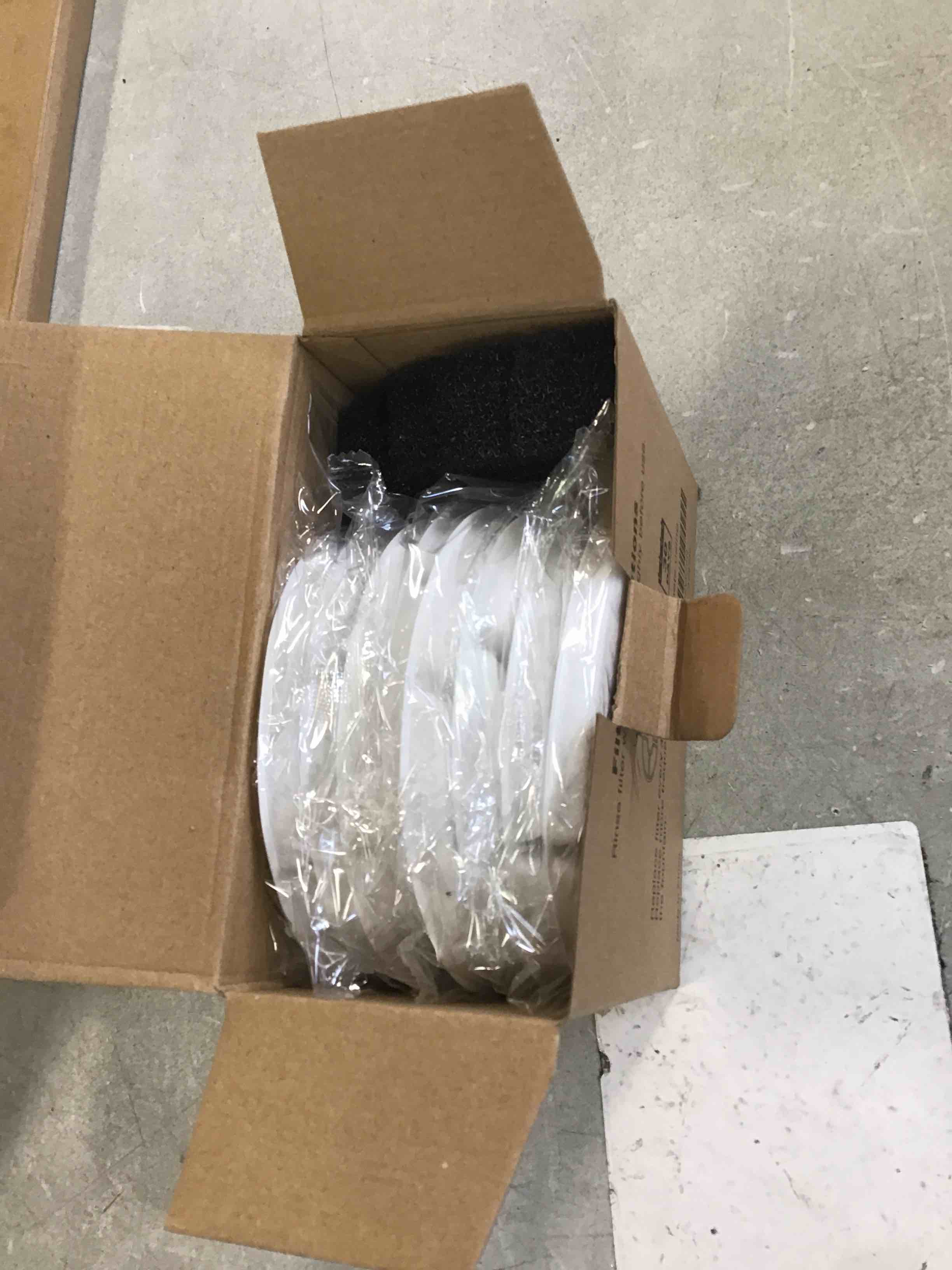 https://s3.amazonaws.com/lotting-images-prod/bidfta/ORG6710396_1720550003793.jpeg