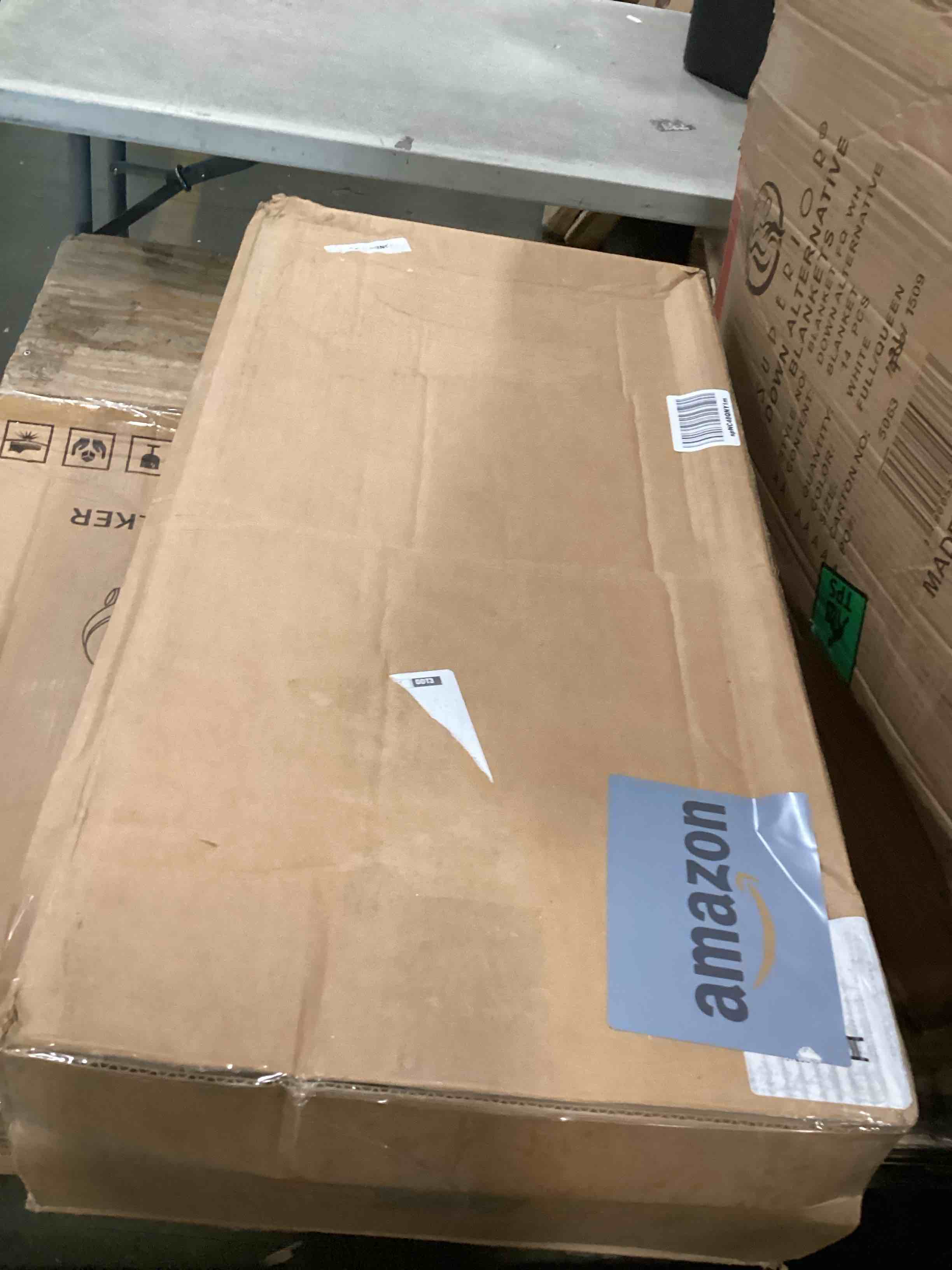 https://s3.amazonaws.com/lotting-images-prod/bidfta/ORG6713281_1720439460656.jpeg