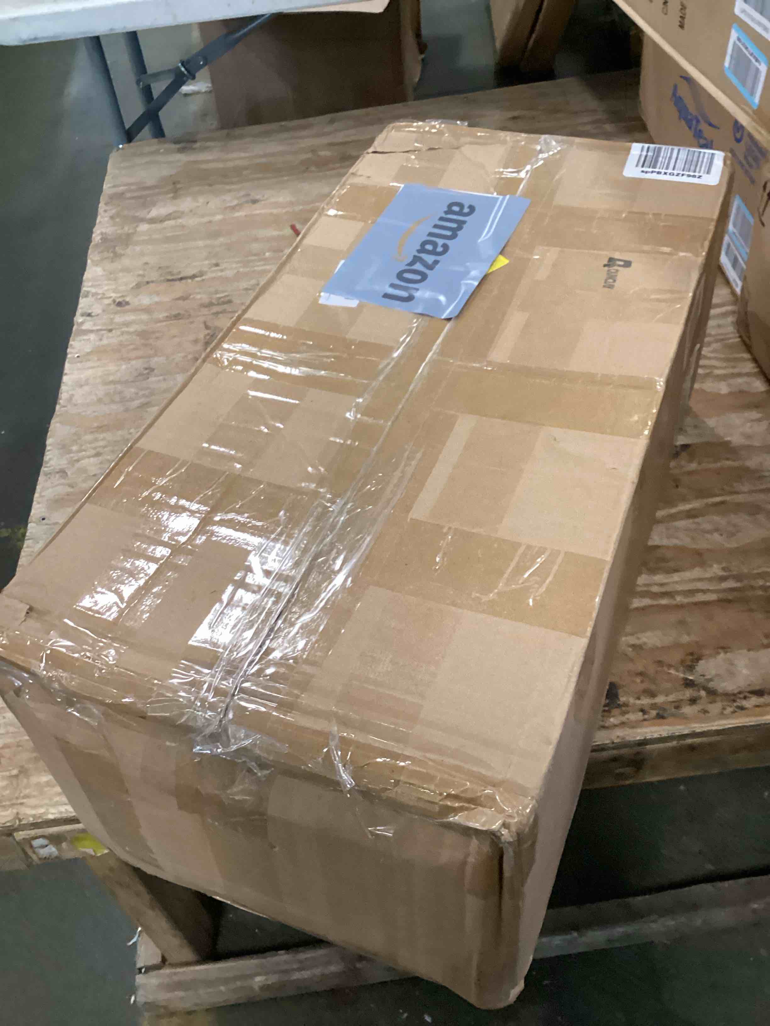 https://s3.amazonaws.com/lotting-images-prod/bidfta/ORG6713300_1720441483250.jpeg