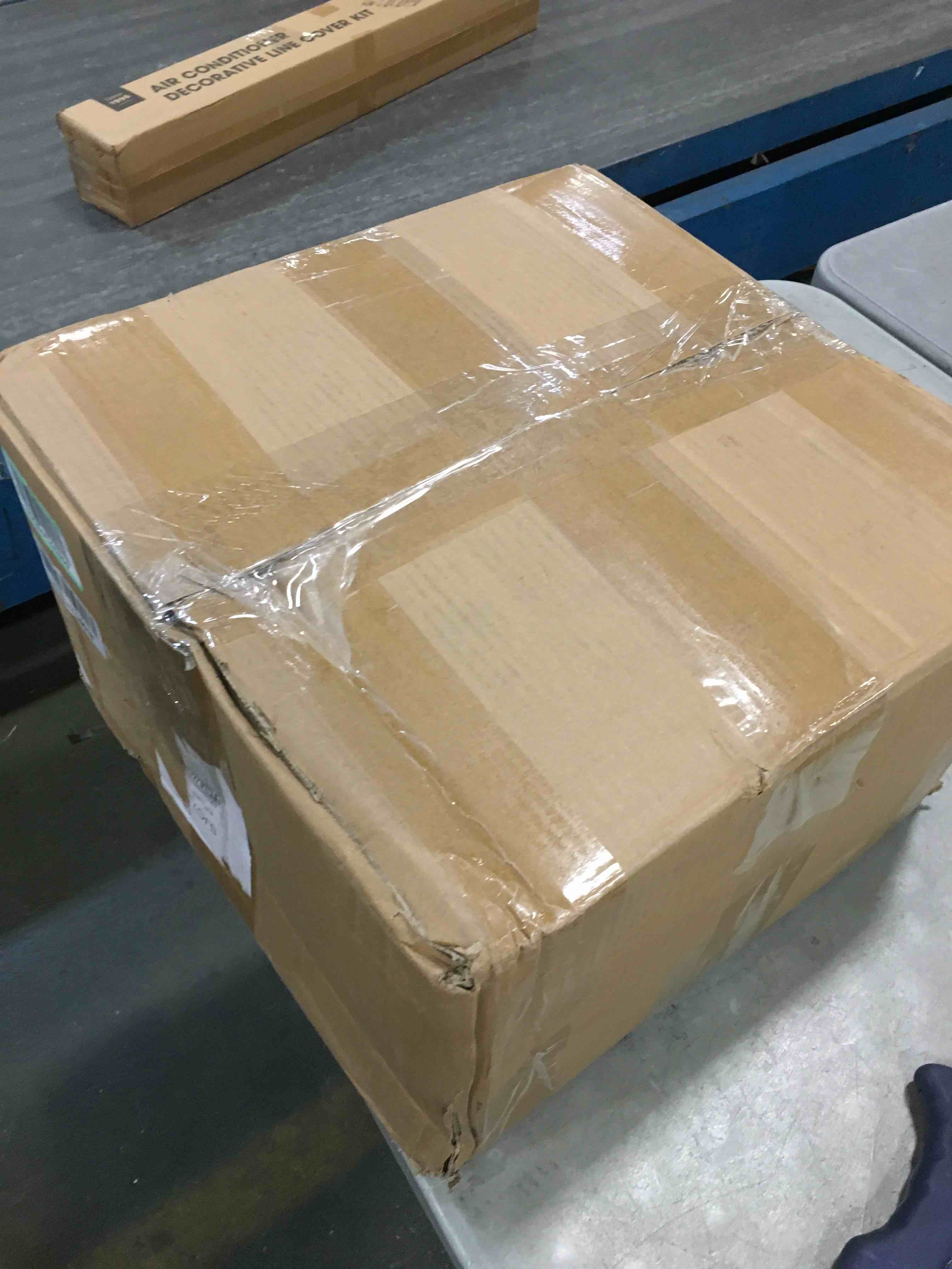 https://s3.amazonaws.com/lotting-images-prod/bidfta/ORG6715322_1720527341831.jpeg