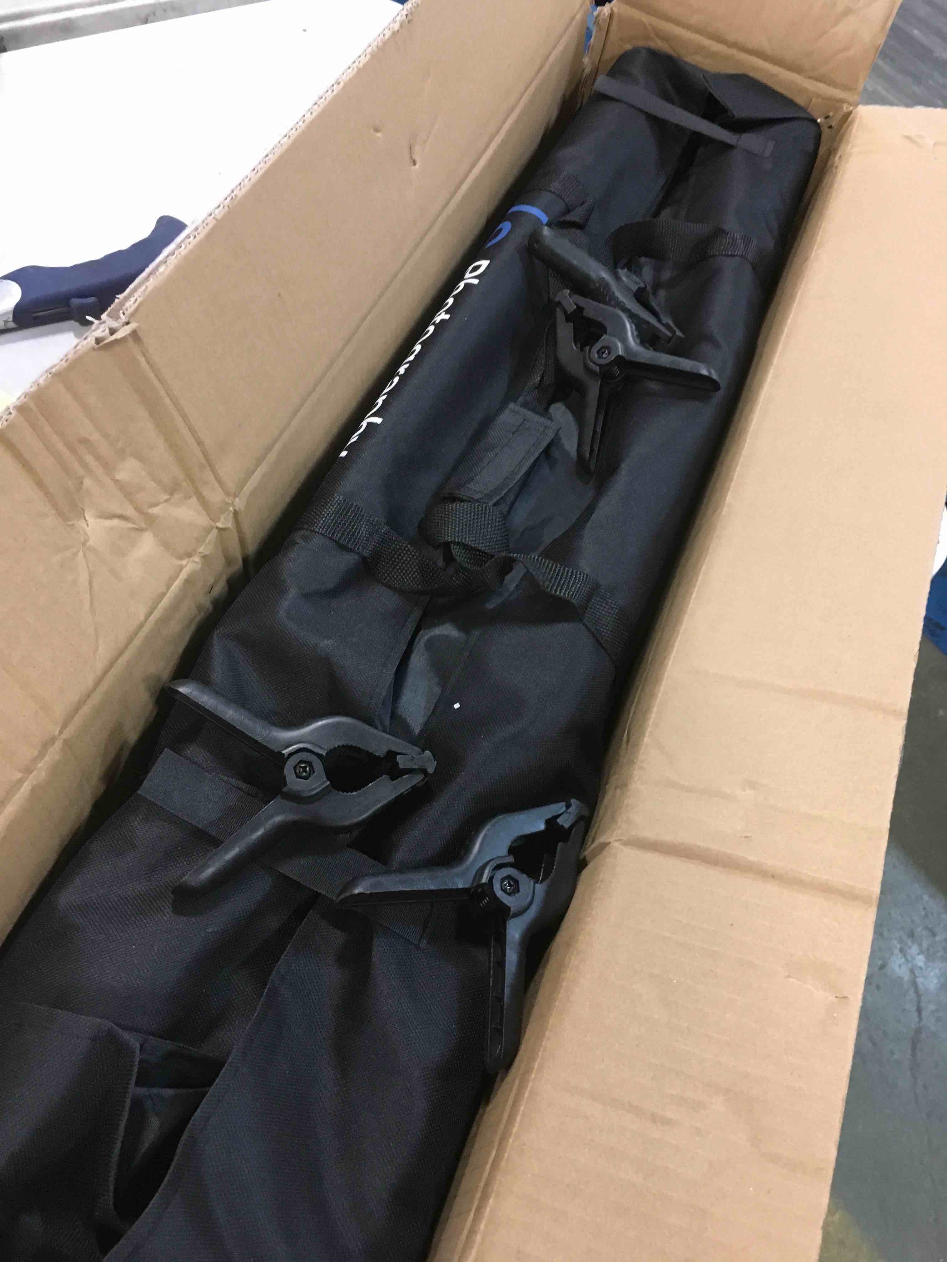 https://s3.amazonaws.com/lotting-images-prod/bidfta/ORG6715751_1720637832241.jpeg
