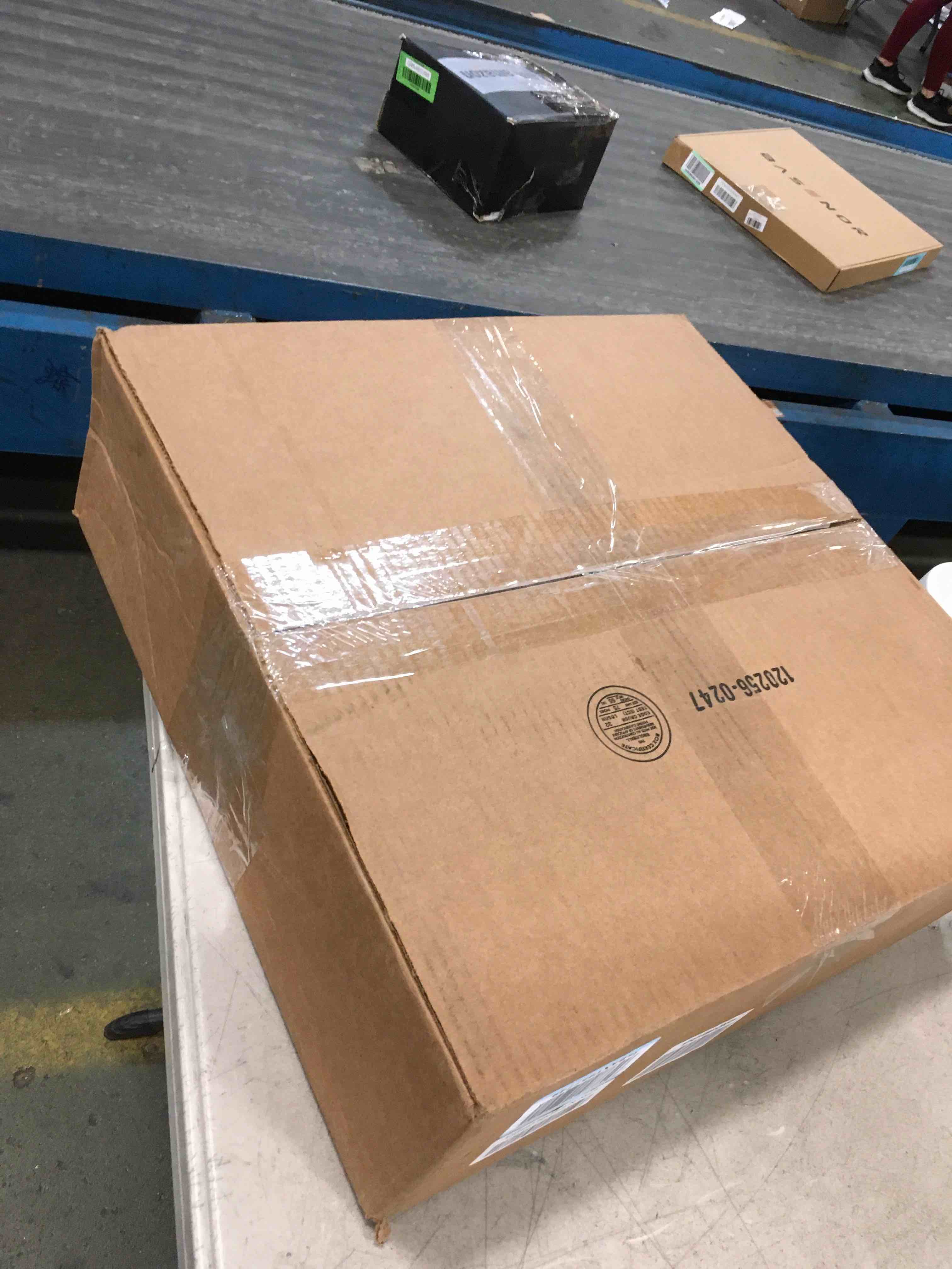https://s3.amazonaws.com/lotting-images-prod/bidfta/ORG6715824_1720704824184.jpeg