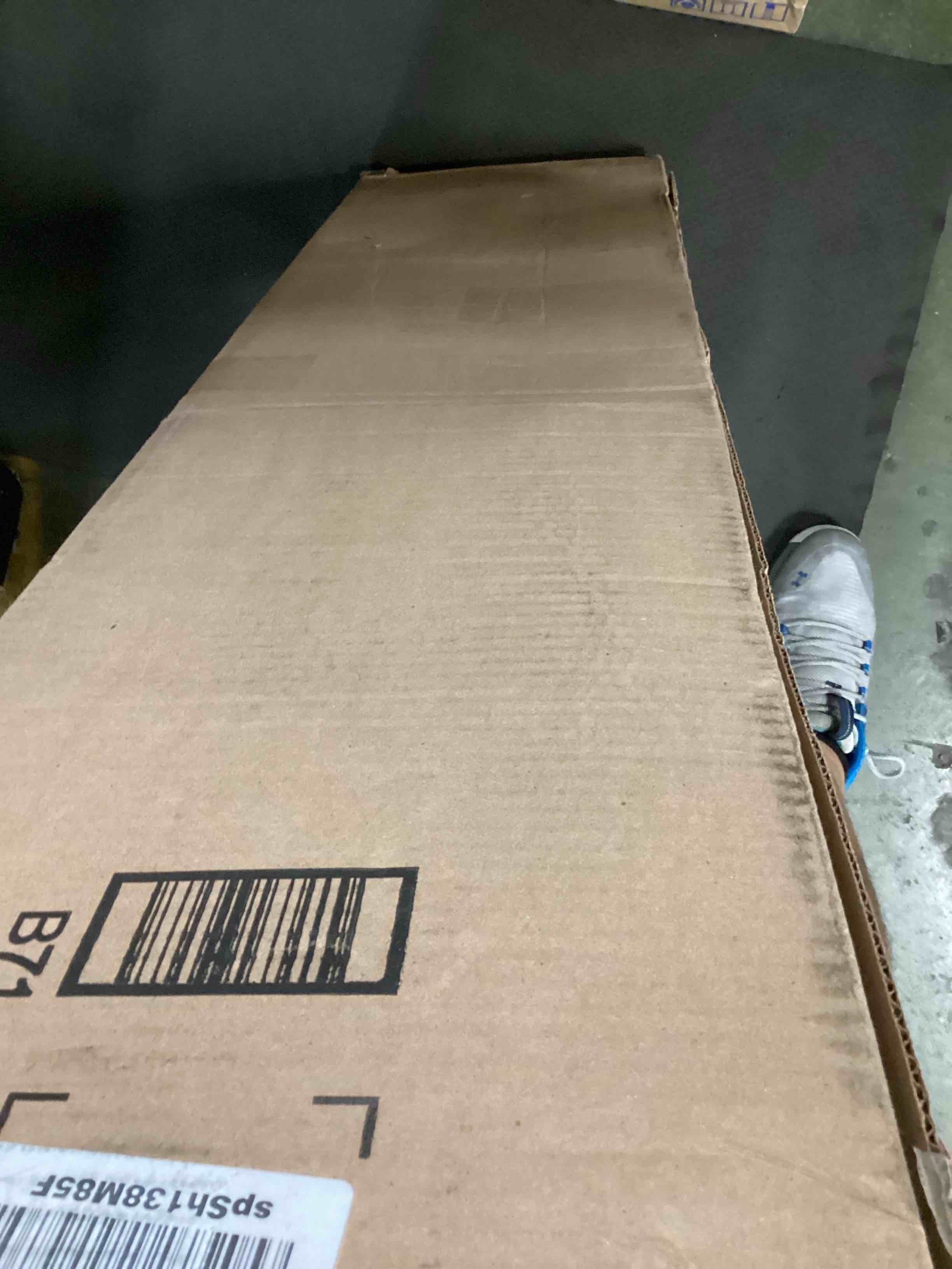 https://s3.amazonaws.com/lotting-images-prod/bidfta/ORG6716564_1721737443306.jpeg