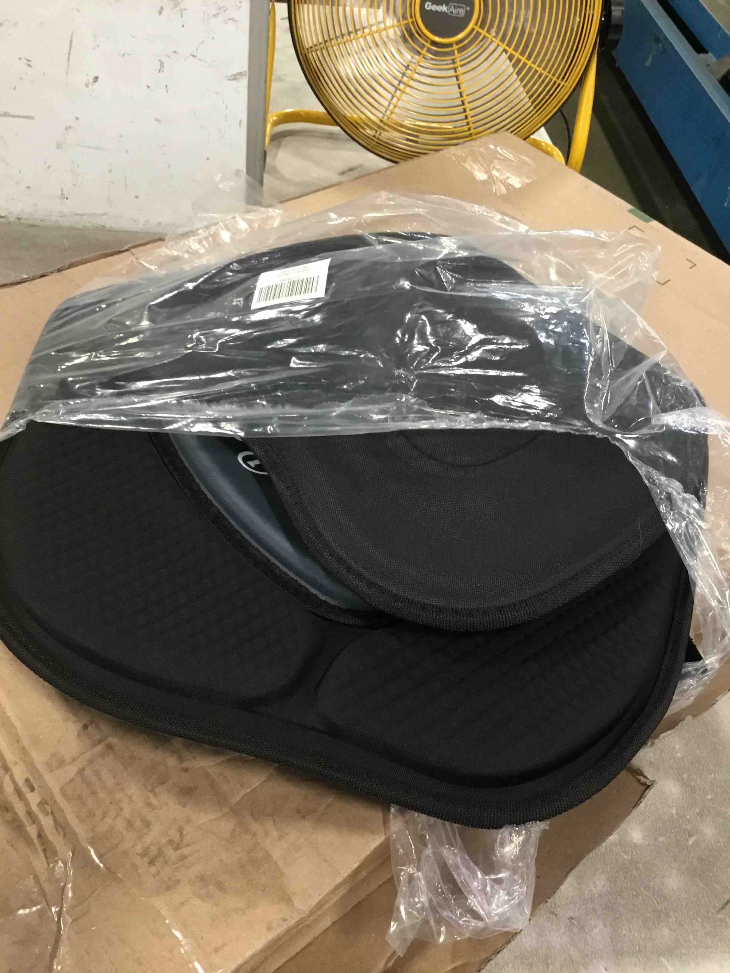 https://s3.amazonaws.com/lotting-images-prod/bidfta/ORG6717666_1721417415135.jpeg