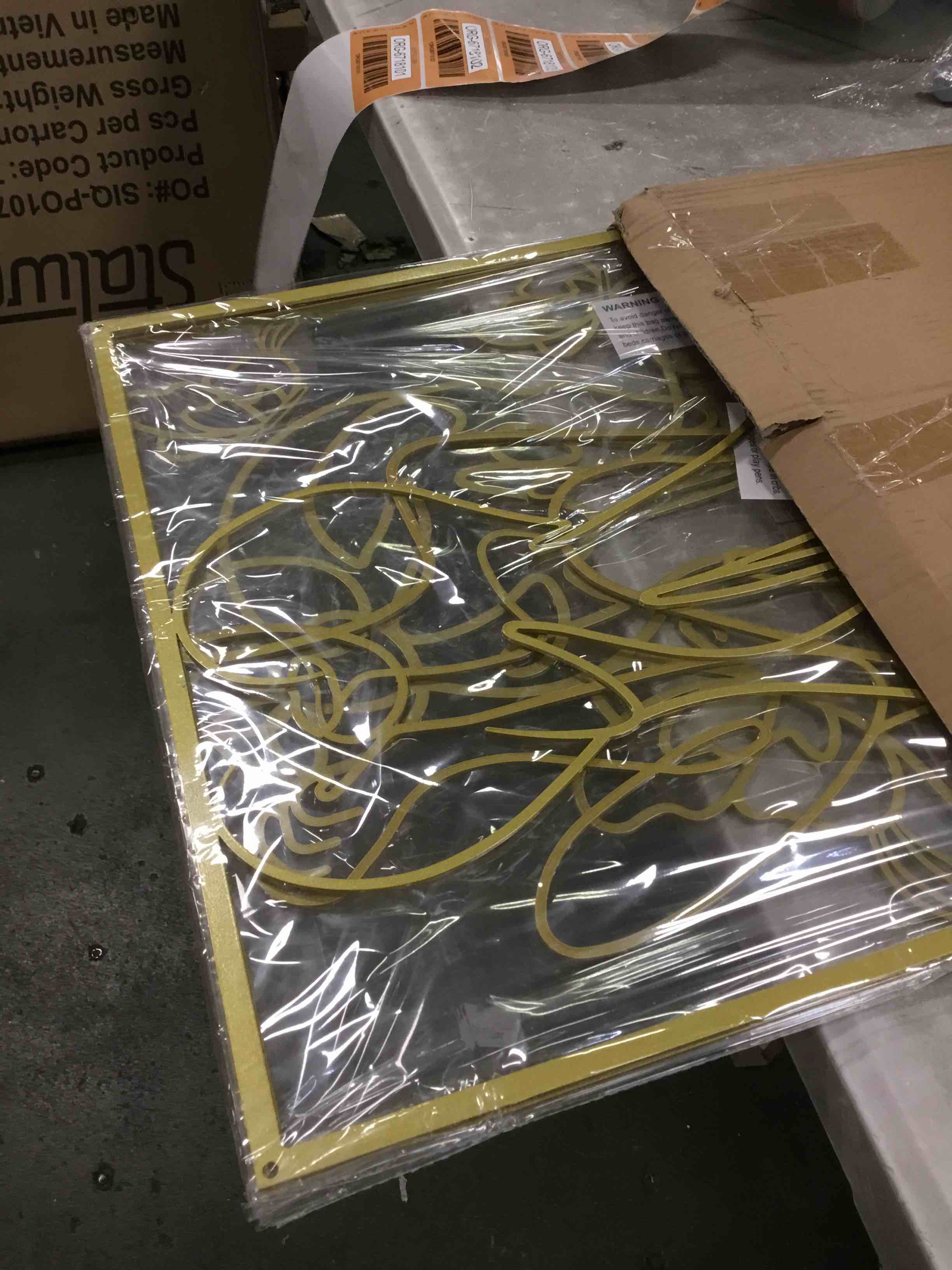 https://s3.amazonaws.com/lotting-images-prod/bidfta/ORG6718101_1721758219847.jpeg