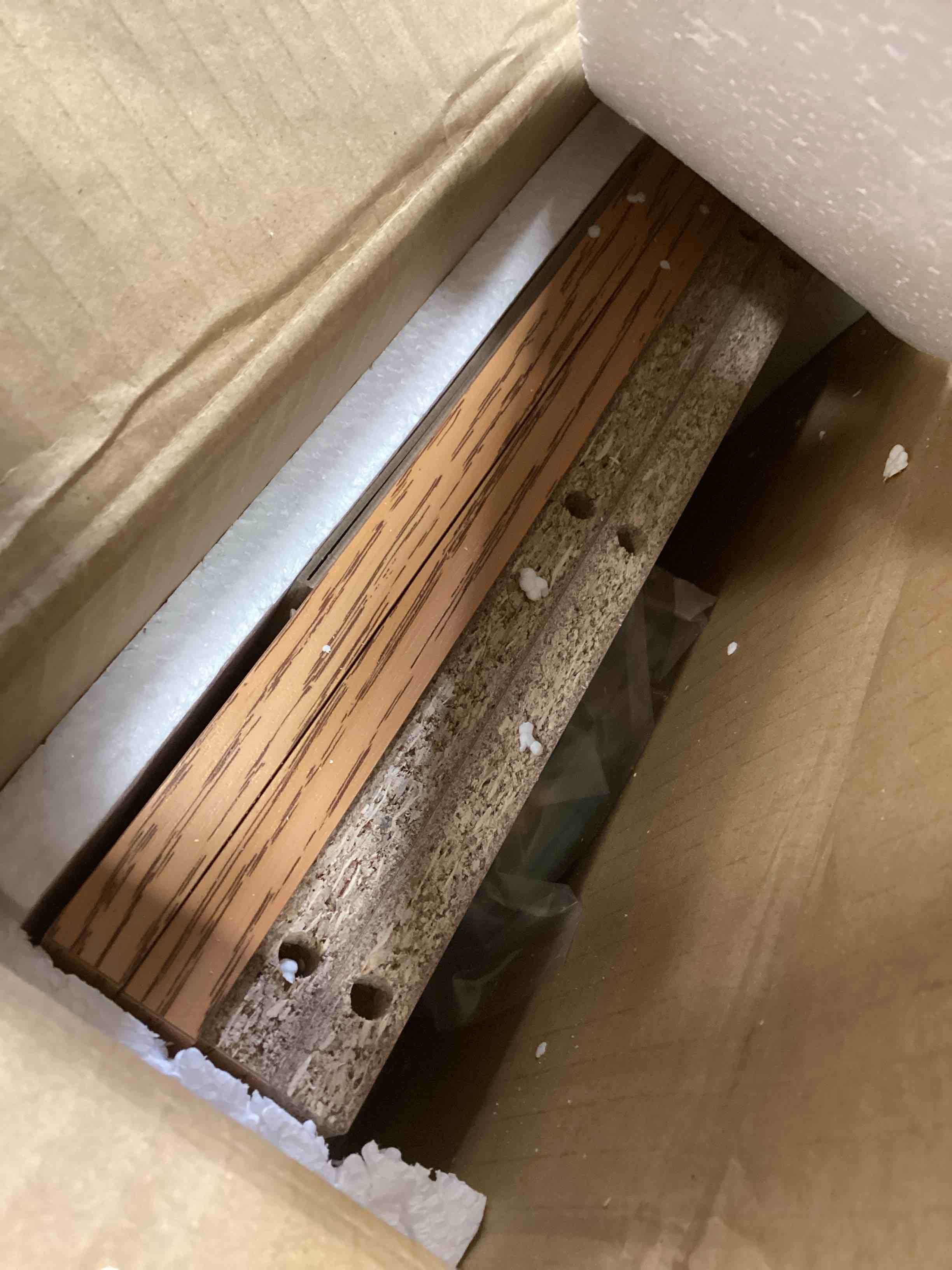 https://s3.amazonaws.com/lotting-images-prod/bidfta/ORG6718337_1721837142363.jpeg