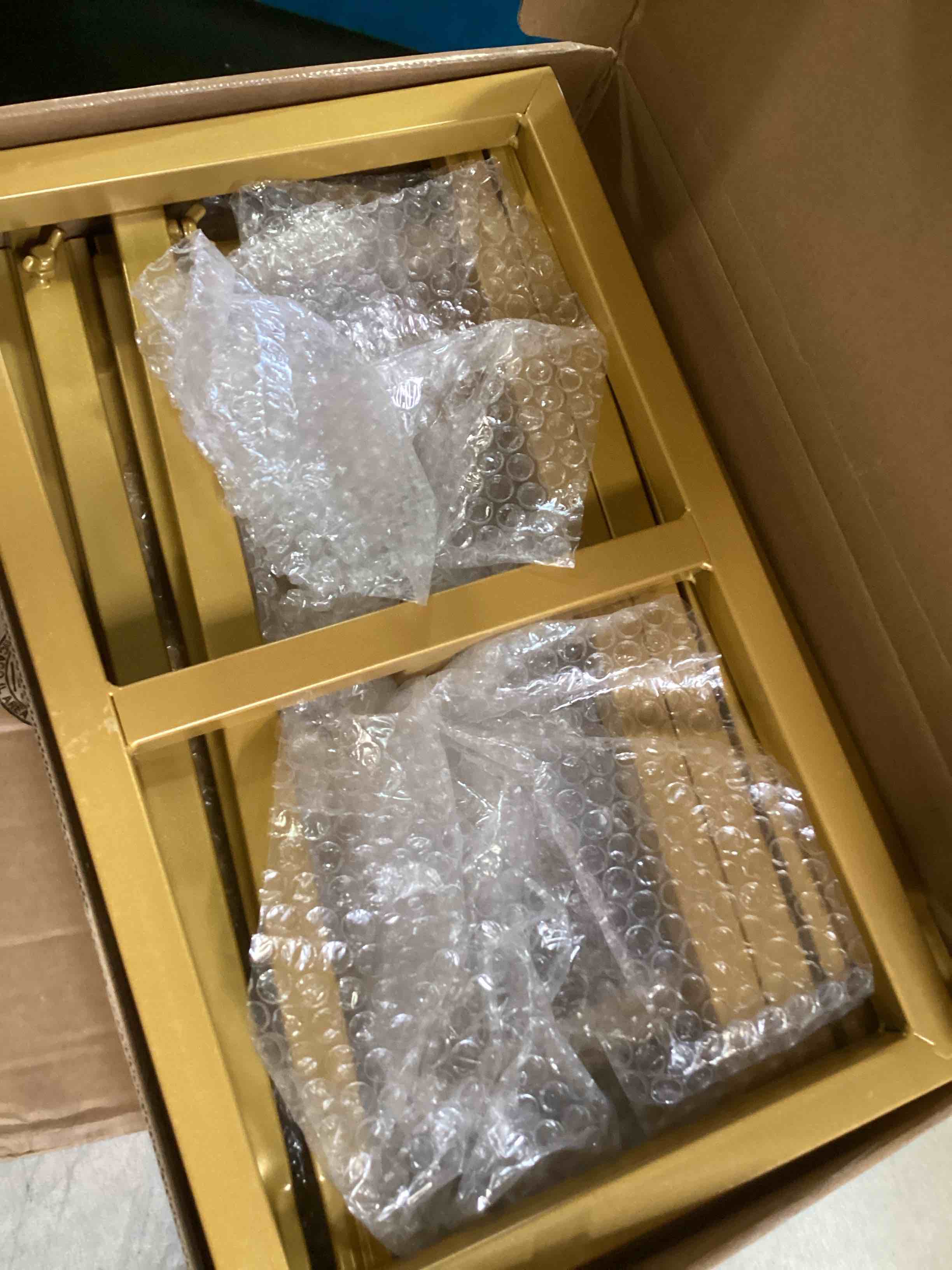 https://s3.amazonaws.com/lotting-images-prod/bidfta/ORG6719192_1721418332627.jpeg