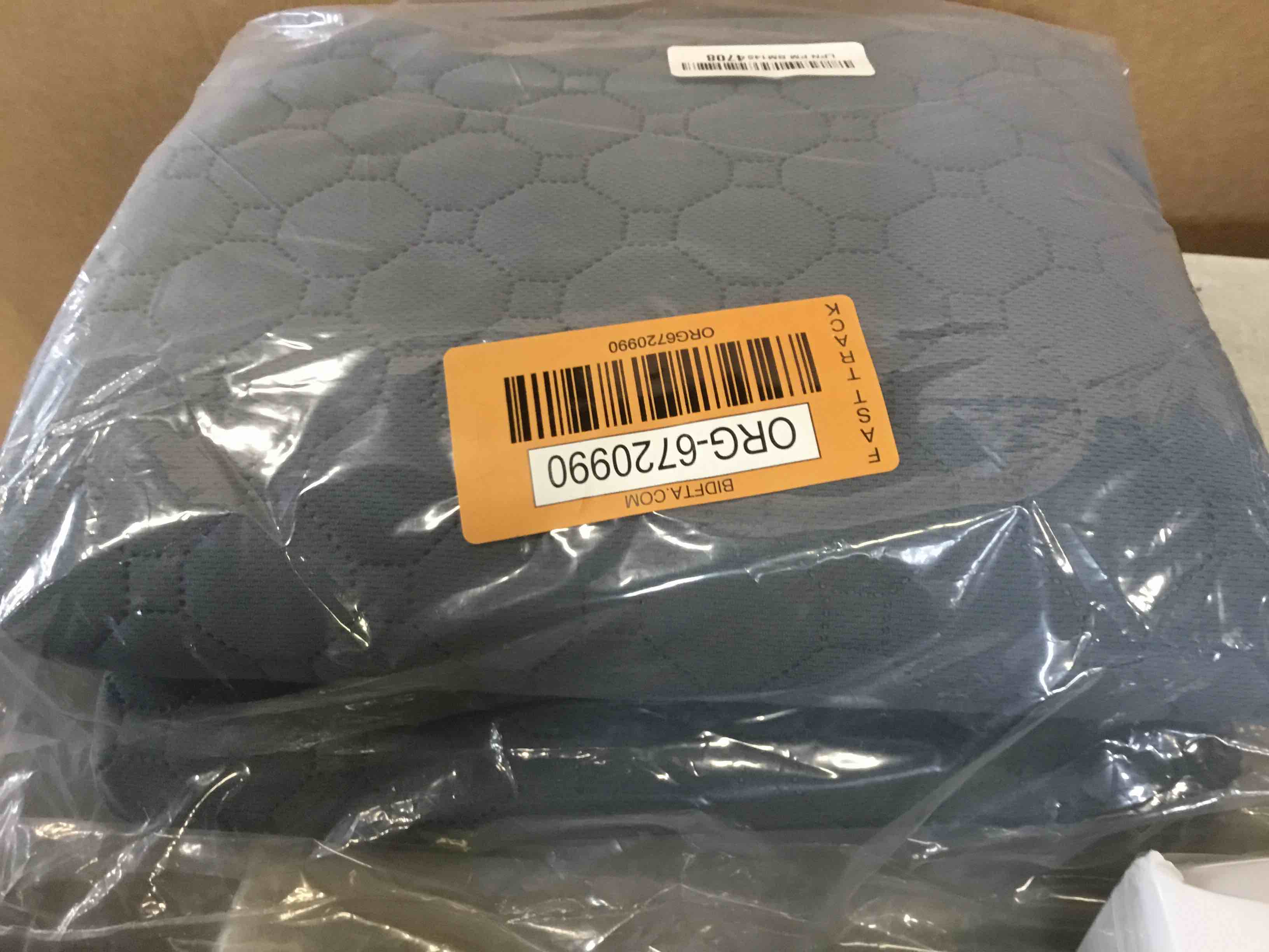 https://s3.amazonaws.com/lotting-images-prod/bidfta/ORG6720990_1721747492662.jpeg