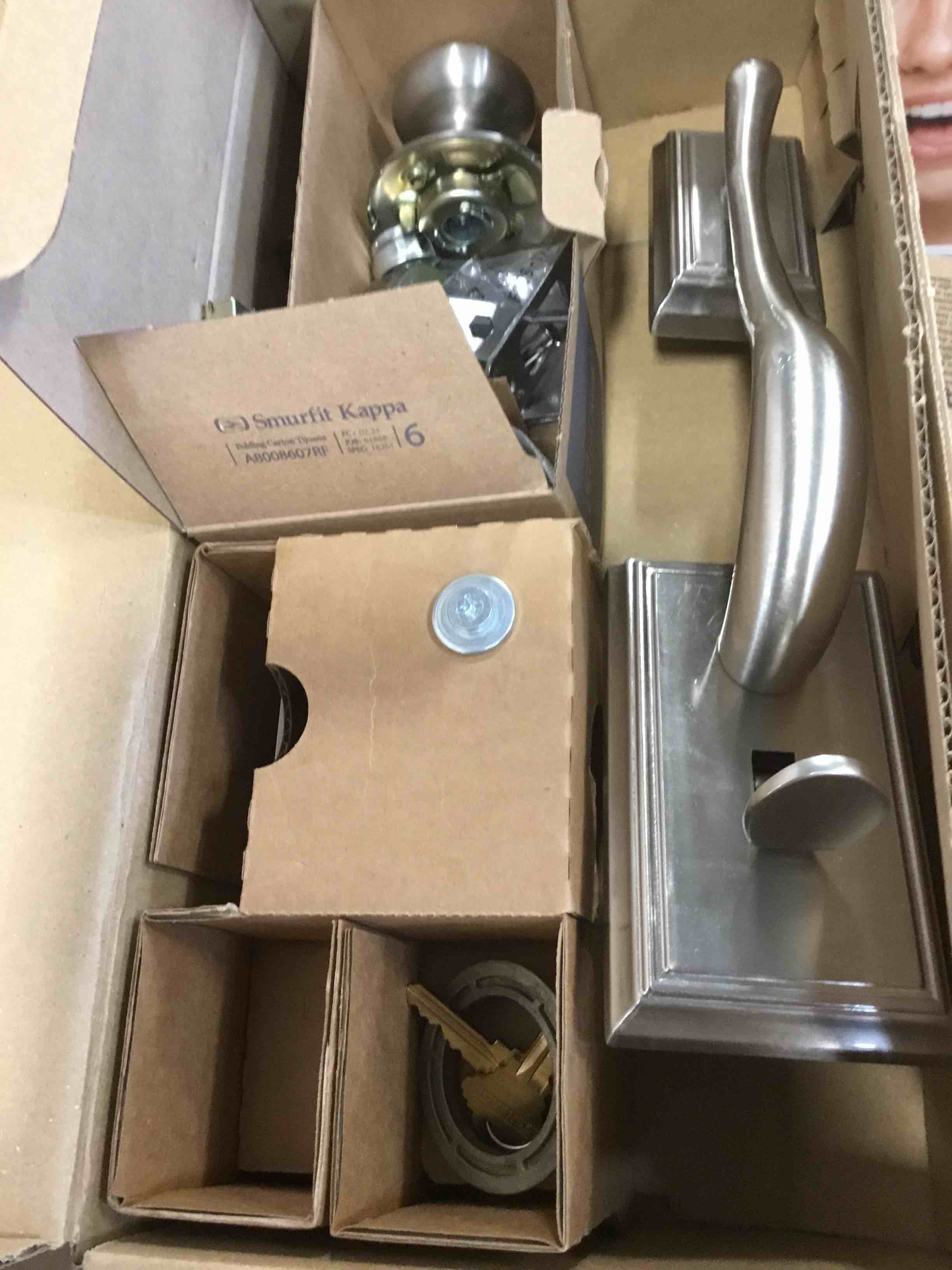 https://s3.amazonaws.com/lotting-images-prod/bidfta/ORG6721021_1721753856109.jpeg