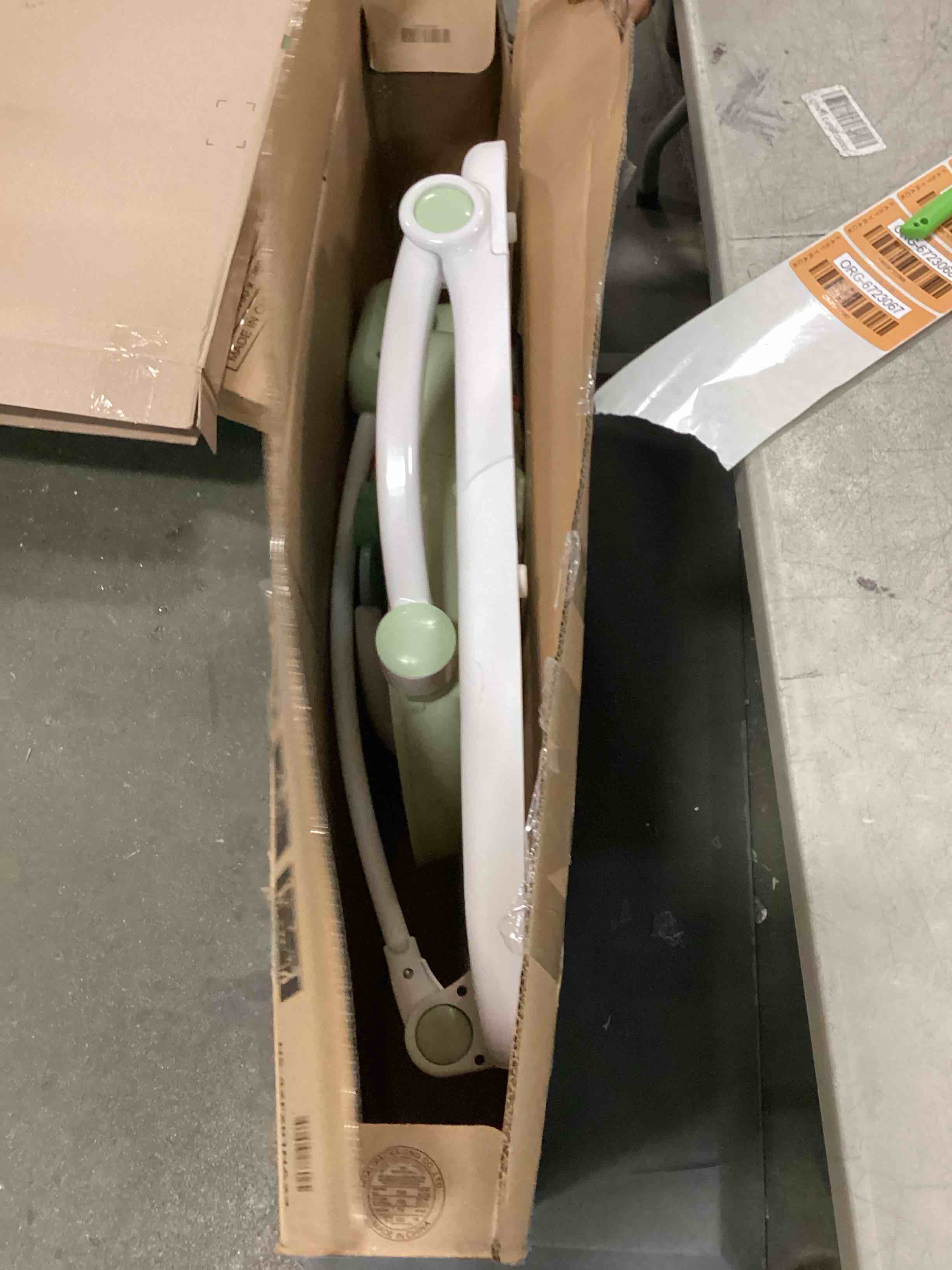 https://s3.amazonaws.com/lotting-images-prod/bidfta/ORG6723067_1721781193979.jpeg