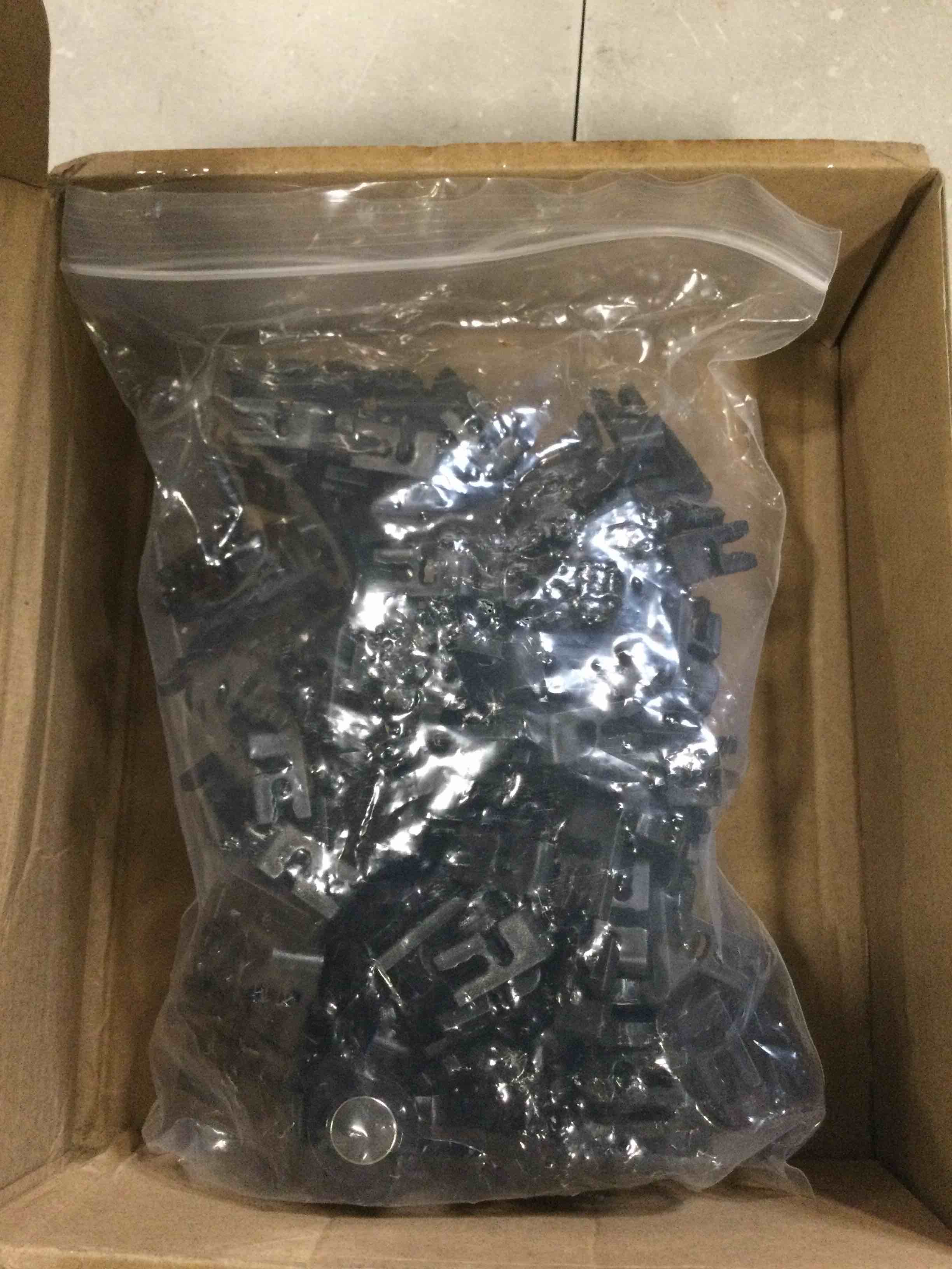 https://s3.amazonaws.com/lotting-images-prod/bidfta/ORG6726552_1721324905667.jpeg