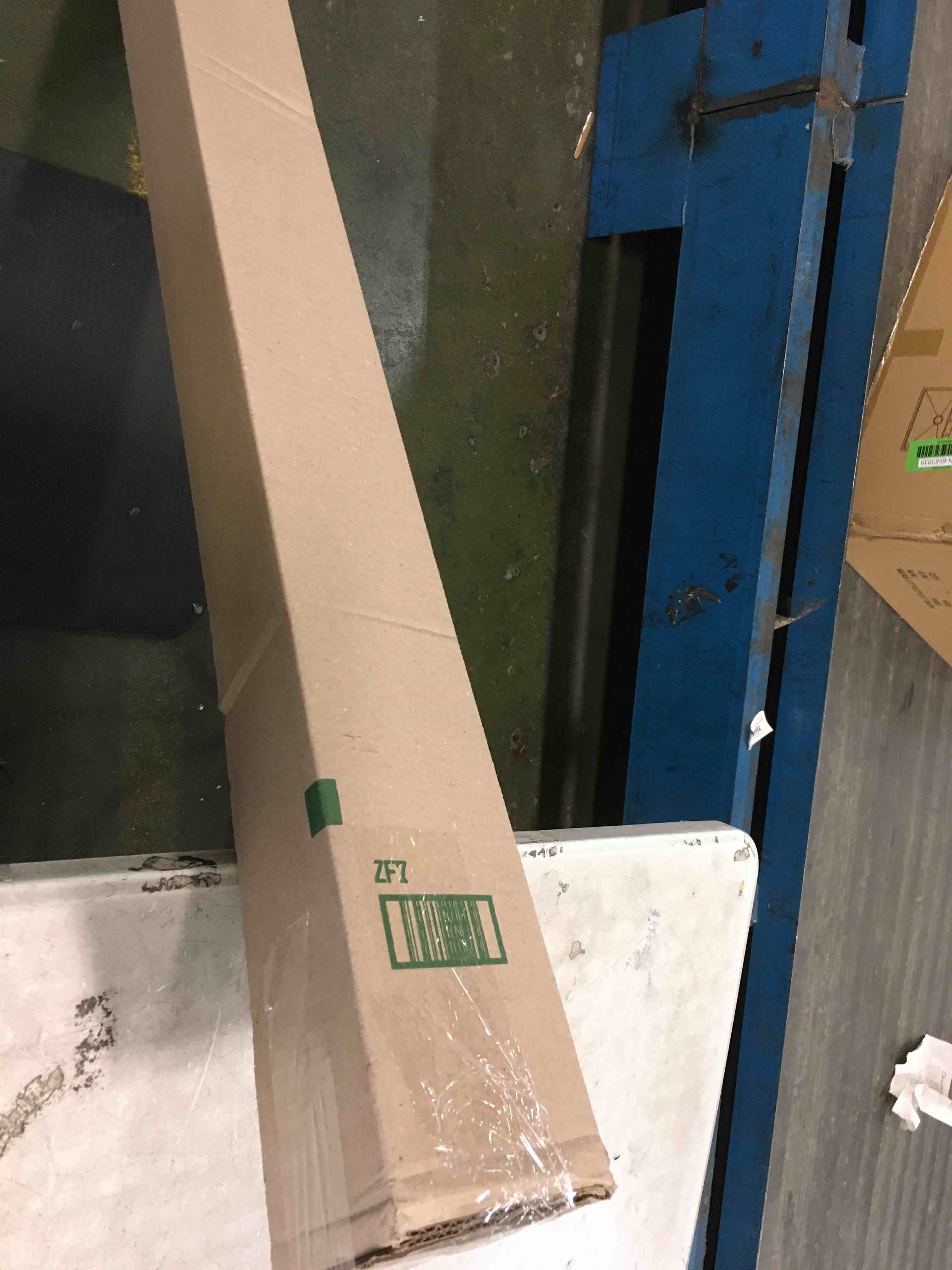 https://s3.amazonaws.com/lotting-images-prod/bidfta/ORG6740135_1720789060530.jpeg