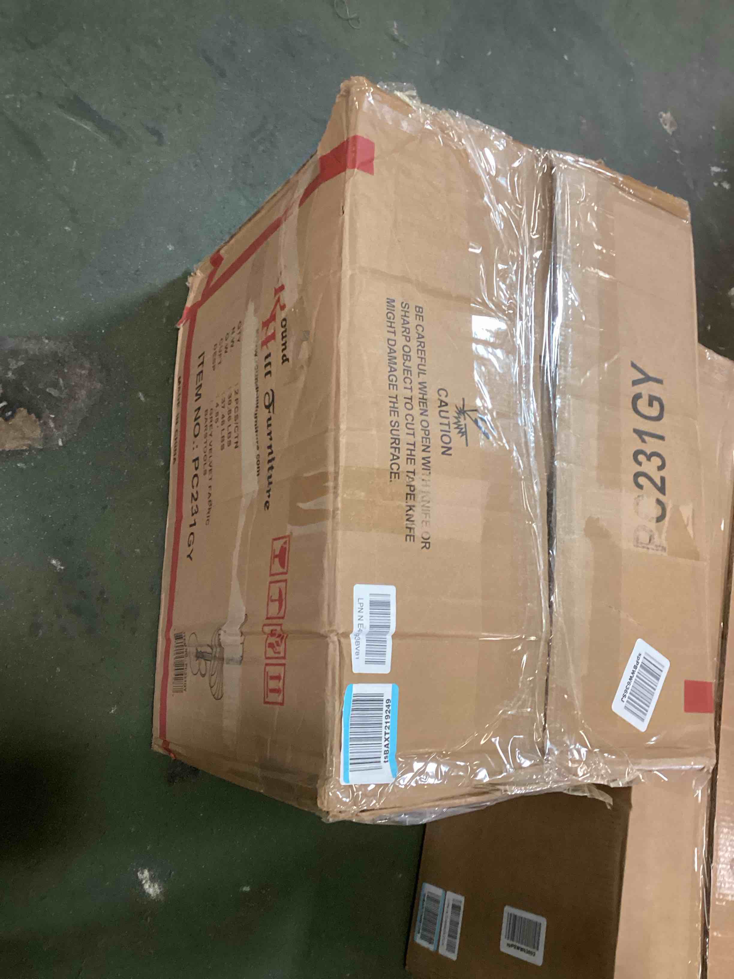https://s3.amazonaws.com/lotting-images-prod/bidfta/ORG6743262_1720548985875.jpeg