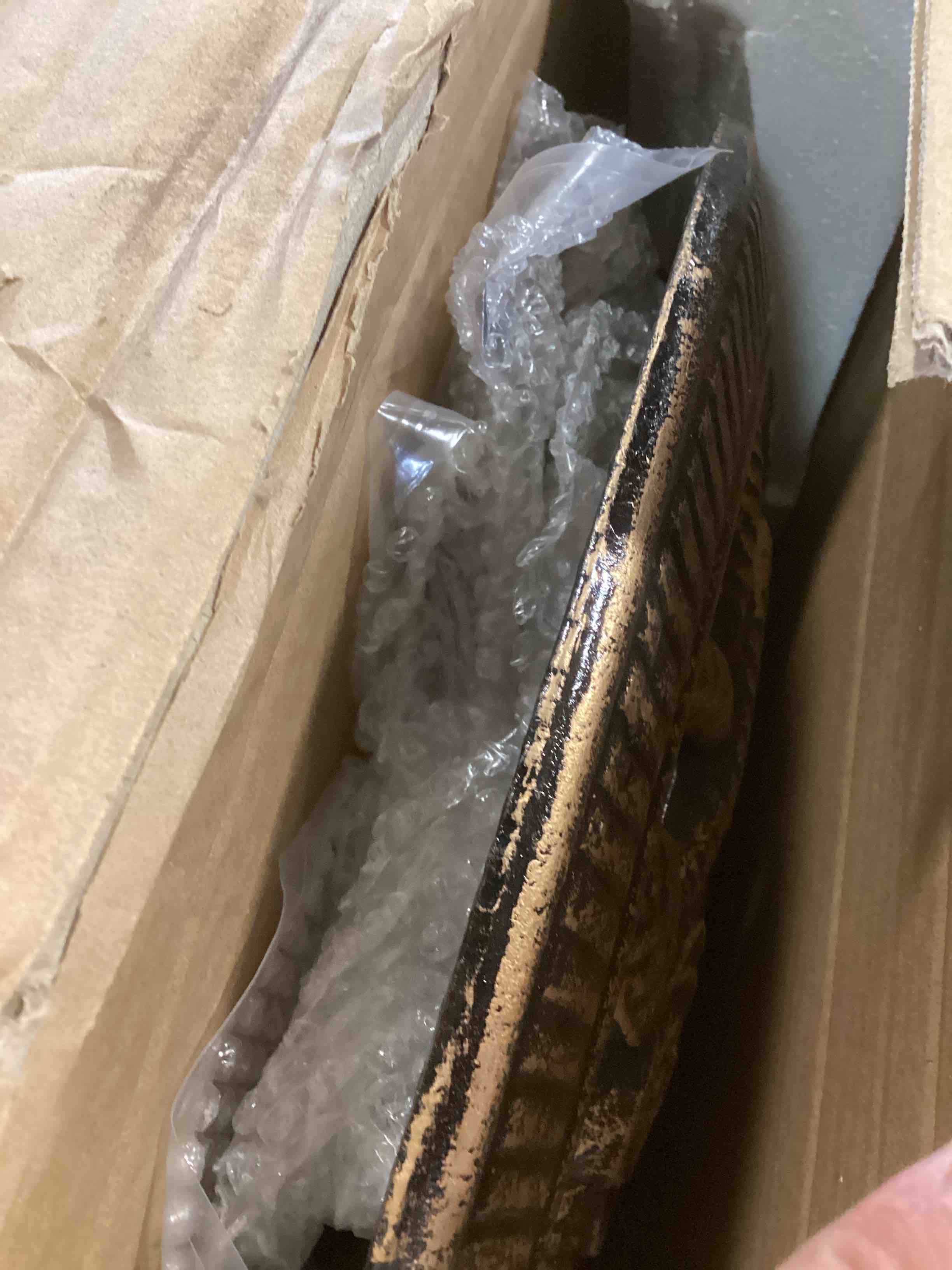 https://s3.amazonaws.com/lotting-images-prod/bidfta/ORG6744084_1720723669663.jpeg