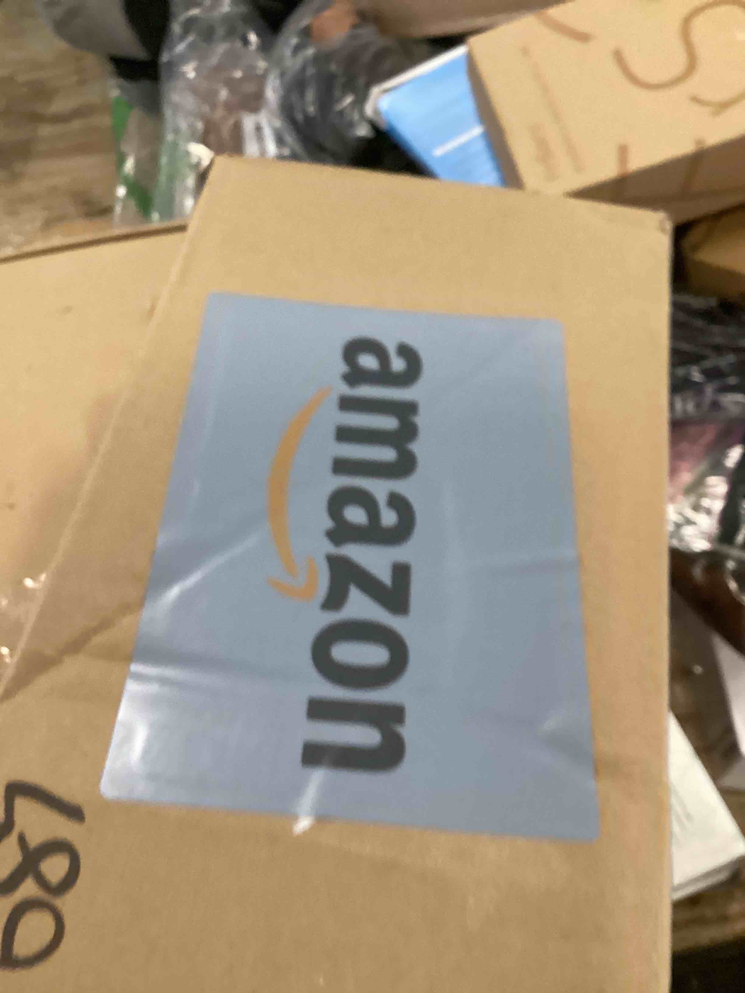 https://s3.amazonaws.com/lotting-images-prod/bidfta/ORG6746667_1721055754516.jpeg