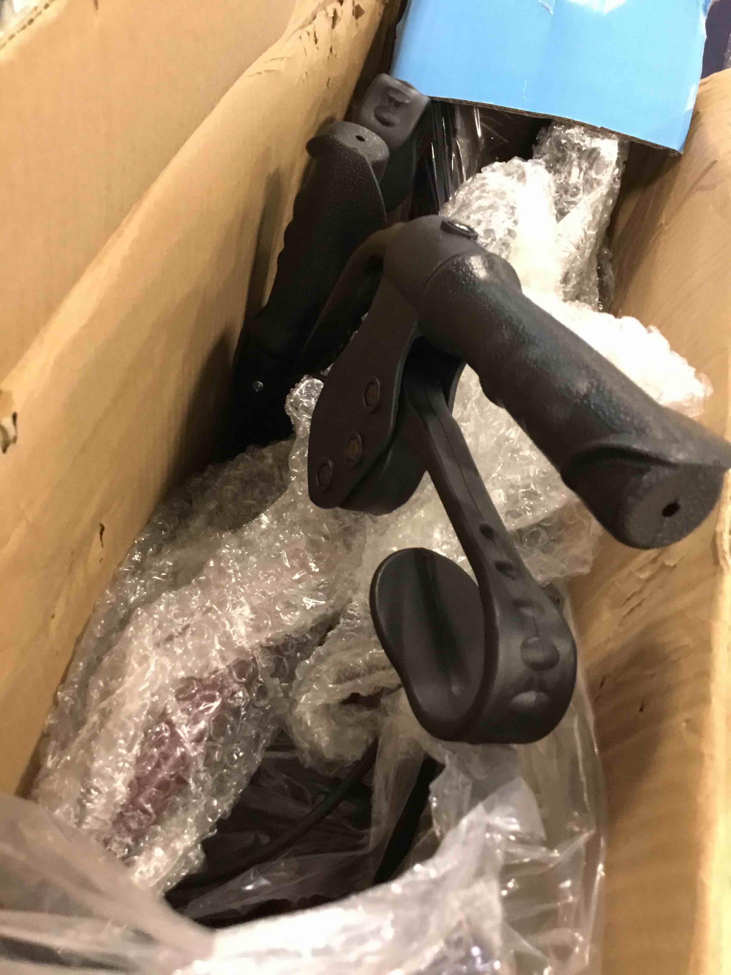 https://s3.amazonaws.com/lotting-images-prod/bidfta/ORG6747504_1720621828113.jpeg