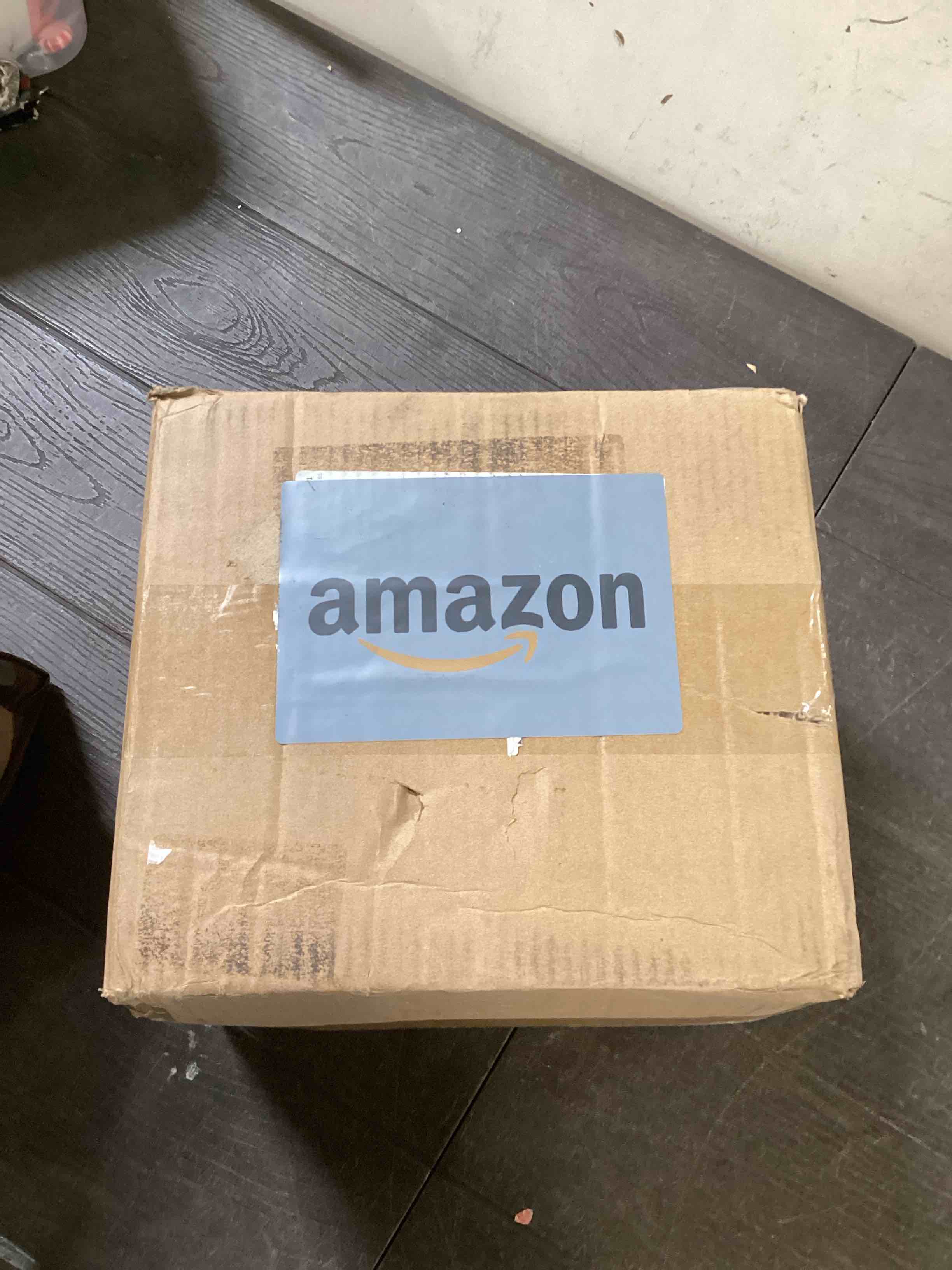 https://s3.amazonaws.com/lotting-images-prod/bidfta/ORG6749257_1721417991329.jpeg