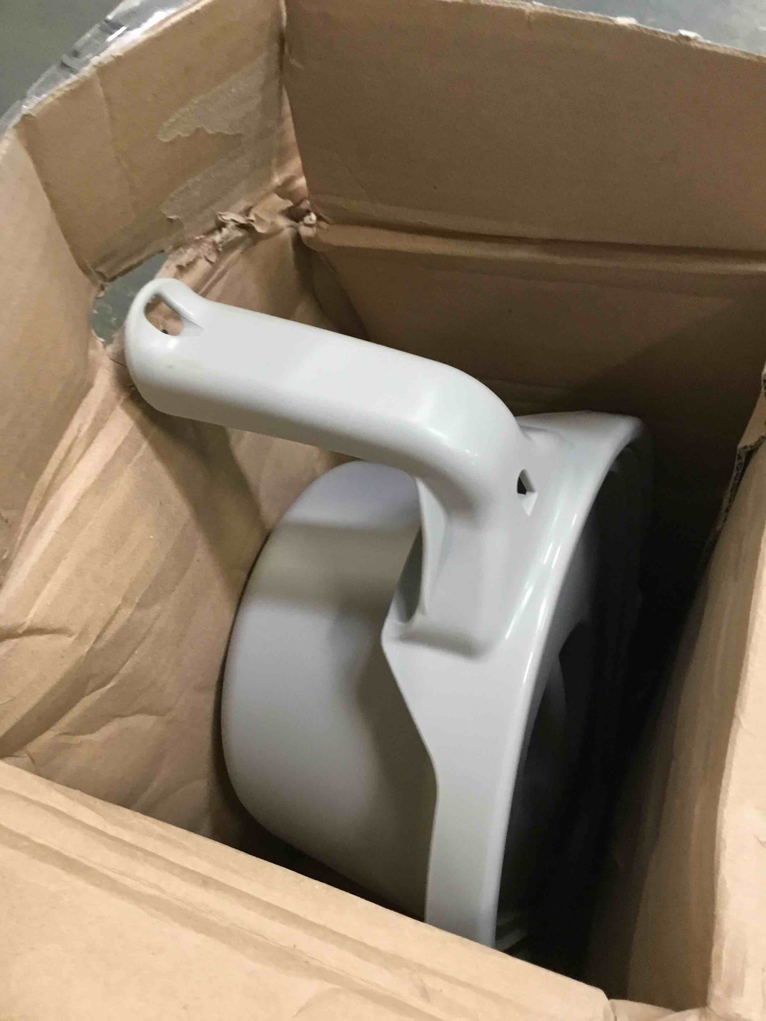 https://s3.amazonaws.com/lotting-images-prod/bidfta/ORG6750713_1721480141585.jpeg