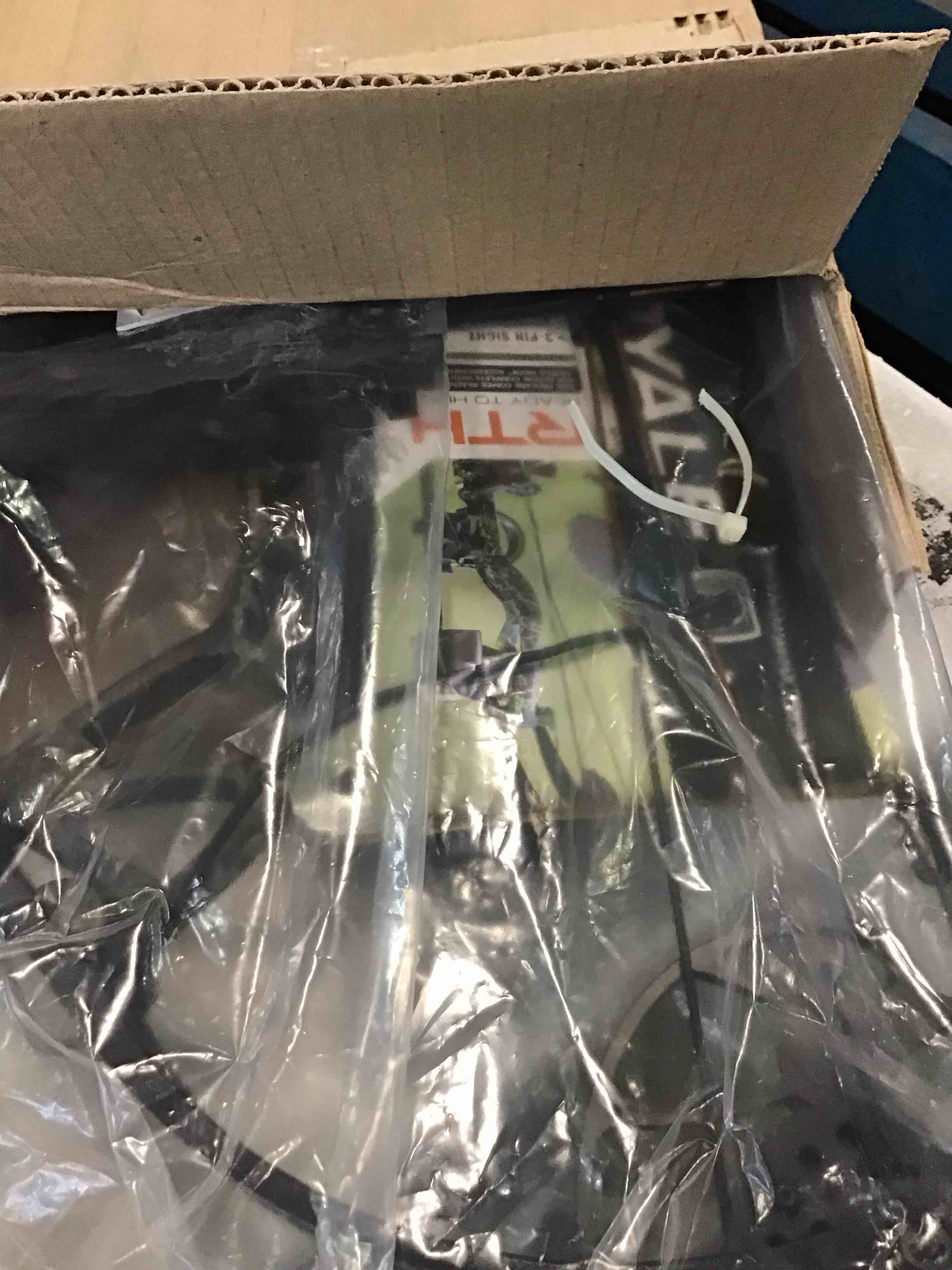 https://s3.amazonaws.com/lotting-images-prod/bidfta/ORG6752349_1722006276337.jpeg