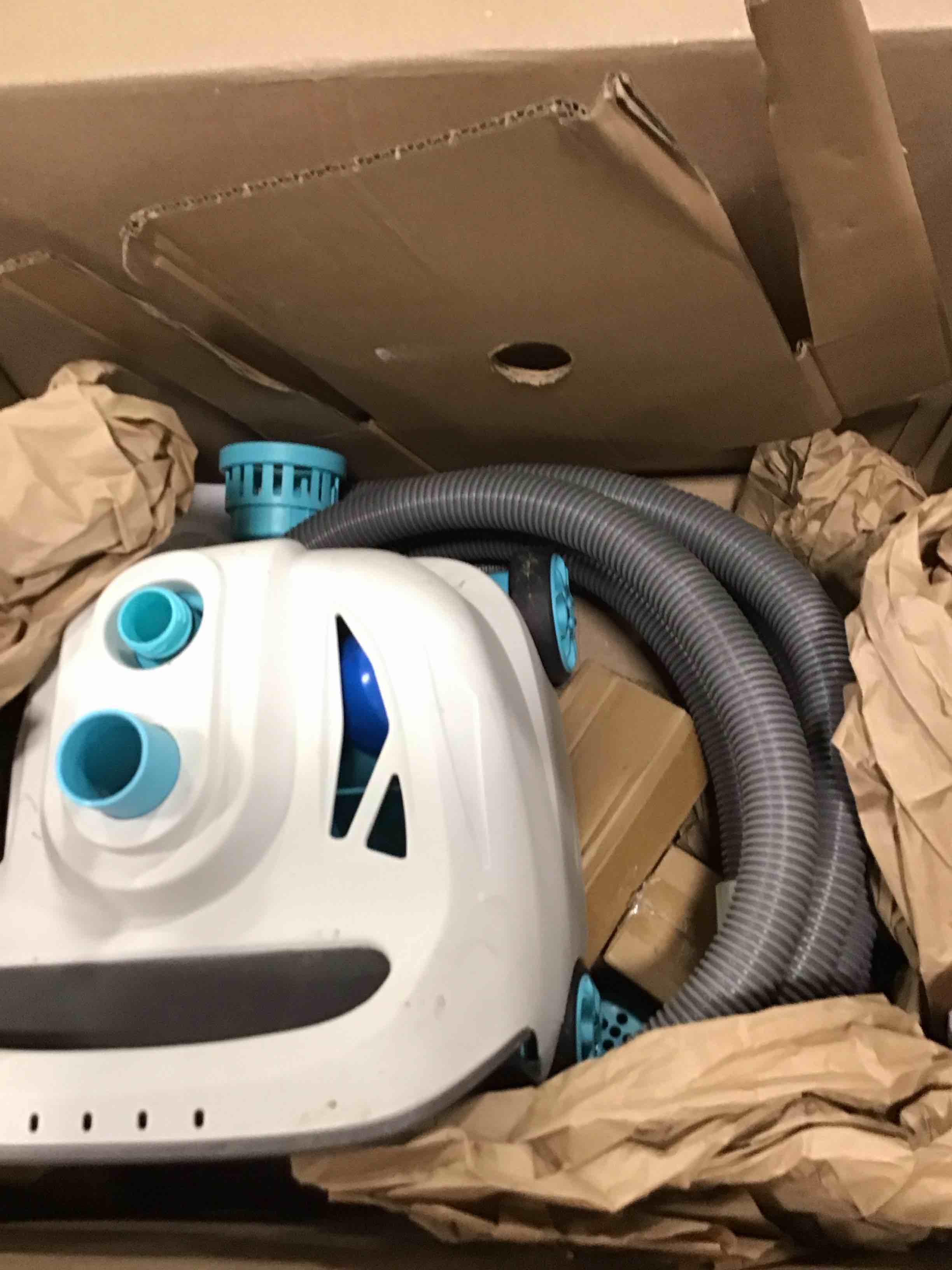 https://s3.amazonaws.com/lotting-images-prod/bidfta/ORG6752795_1722276890634.jpeg