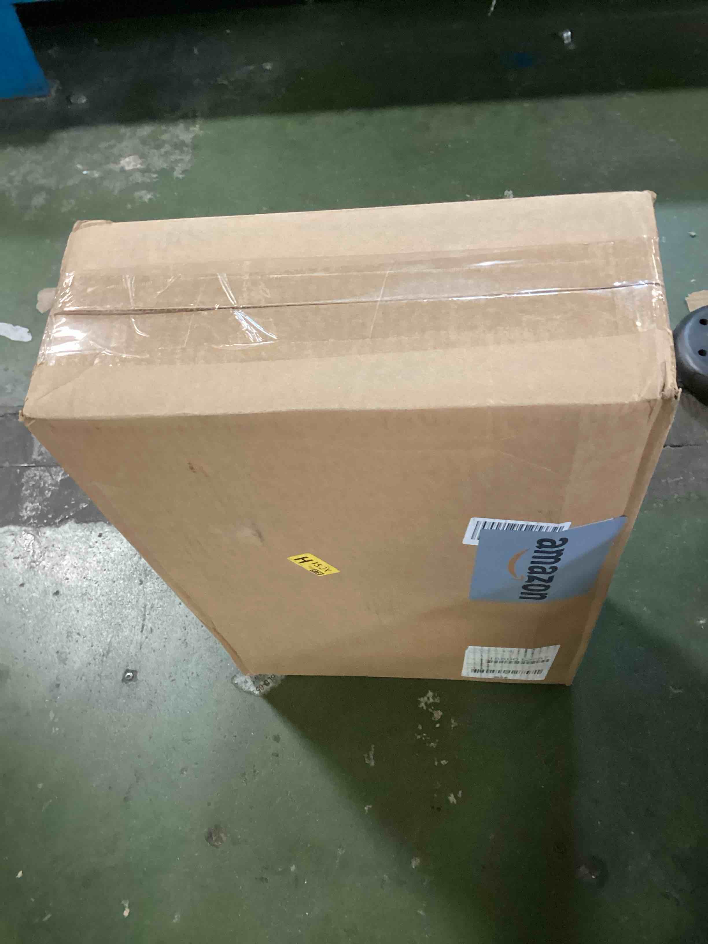 https://s3.amazonaws.com/lotting-images-prod/bidfta/ORG6753616_1721920045370.jpeg