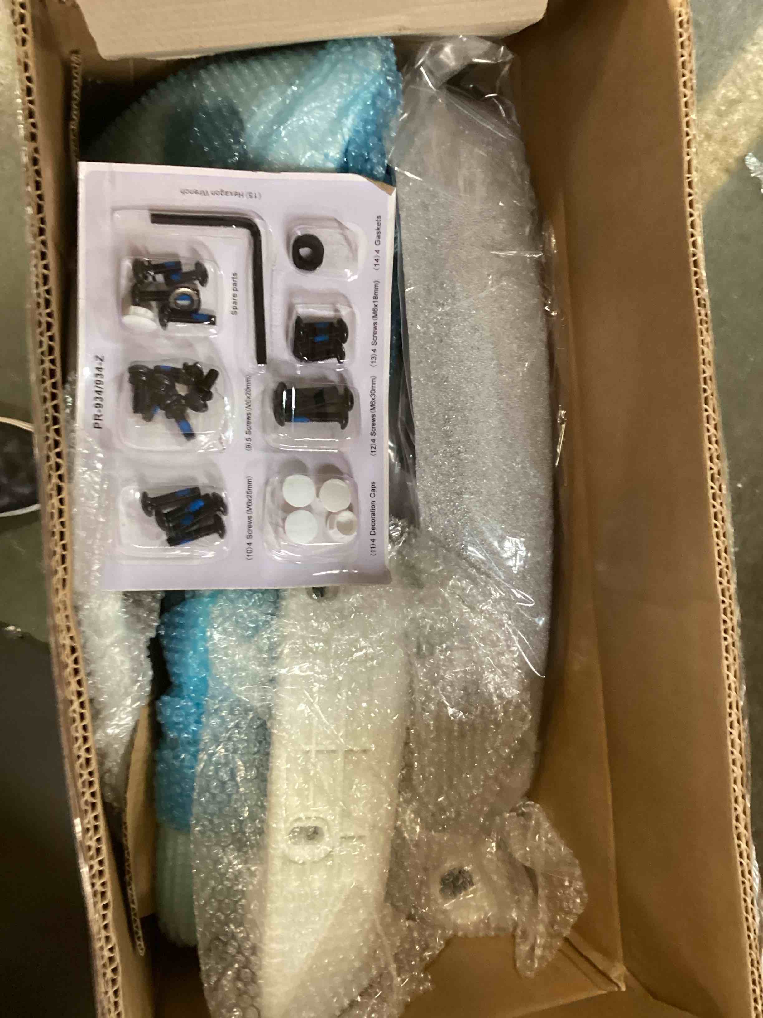 https://s3.amazonaws.com/lotting-images-prod/bidfta/ORG6754163_1722091904493.jpeg