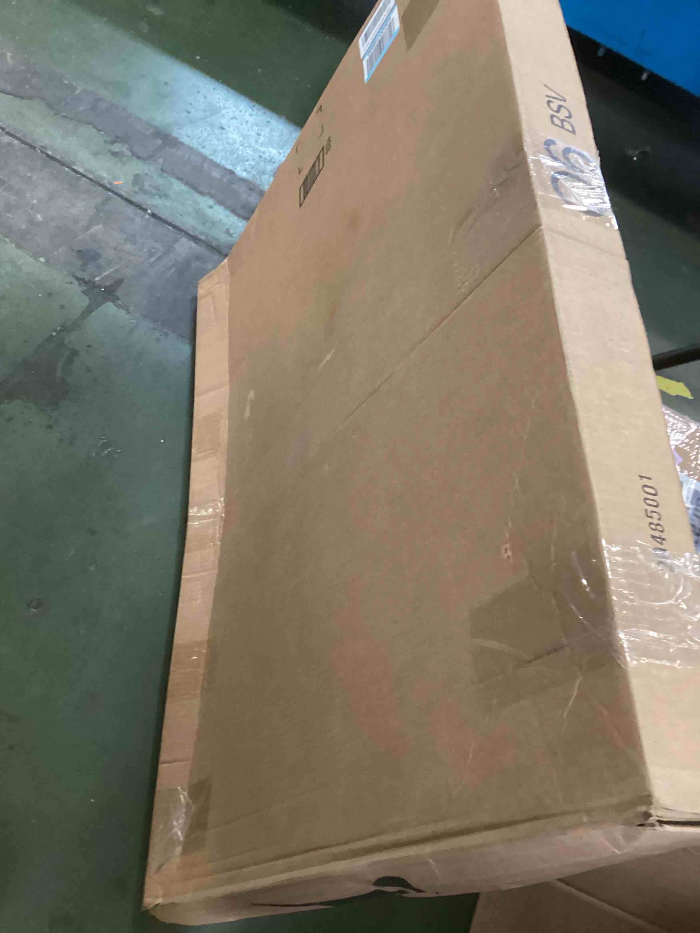https://s3.amazonaws.com/lotting-images-prod/bidfta/ORG6754340_1722268107027.jpeg