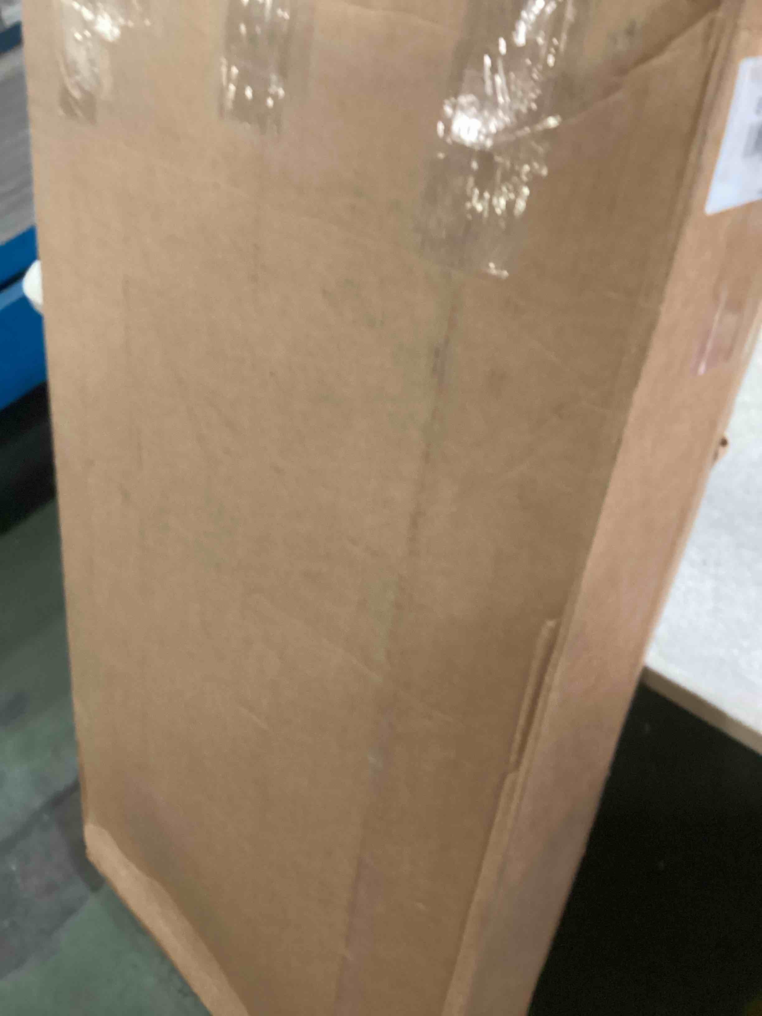 https://s3.amazonaws.com/lotting-images-prod/bidfta/ORG6754386_1722276804547.jpeg