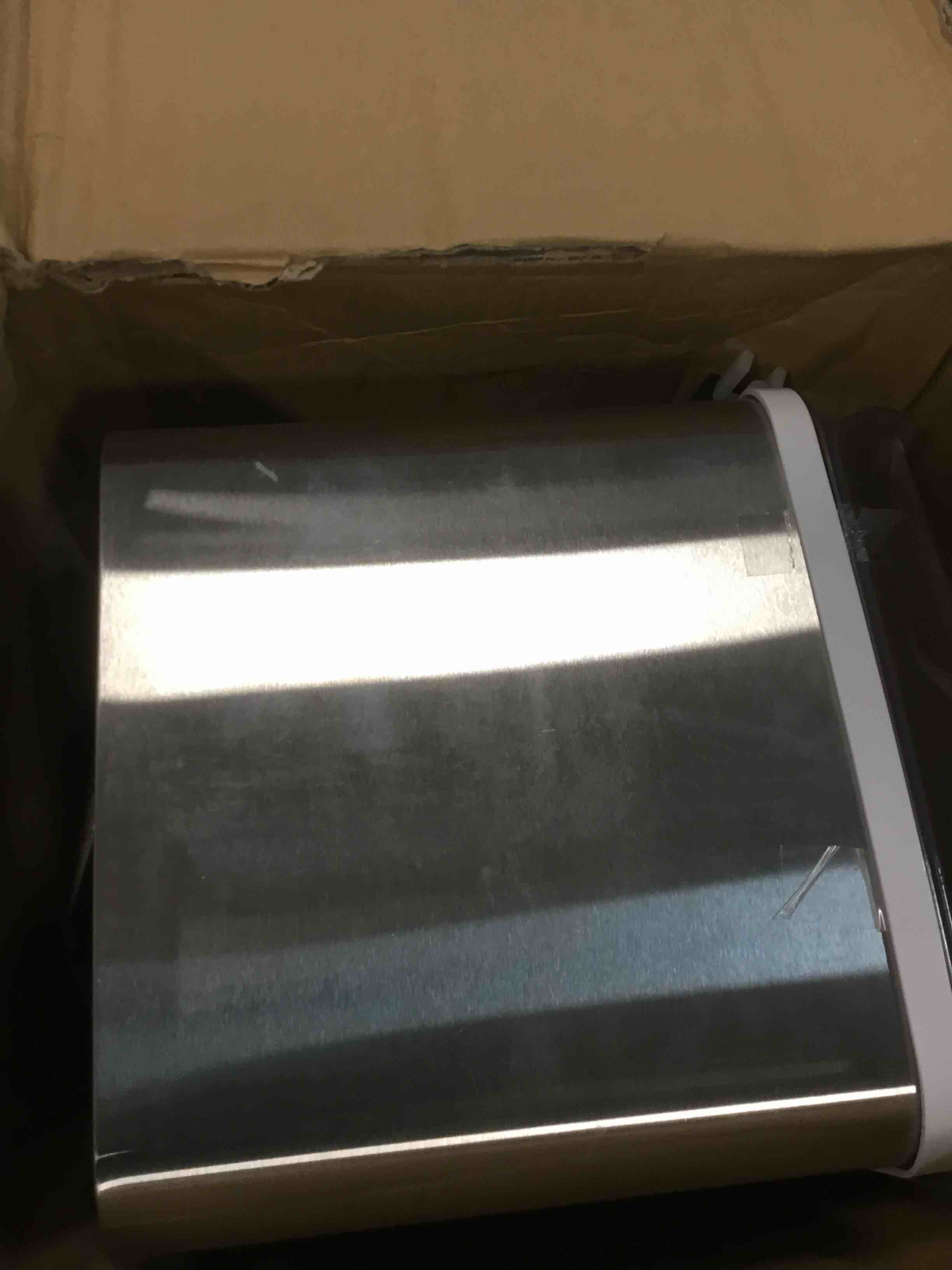 https://s3.amazonaws.com/lotting-images-prod/bidfta/ORG6755019_1722257682315.jpeg