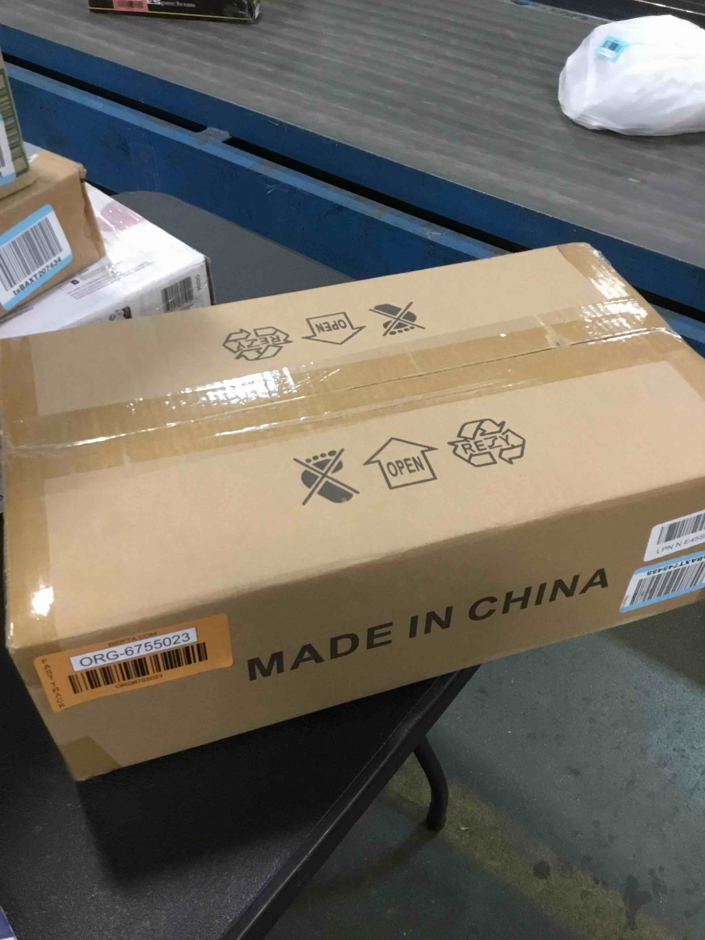 https://s3.amazonaws.com/lotting-images-prod/bidfta/ORG6755023_1722258013873.jpeg
