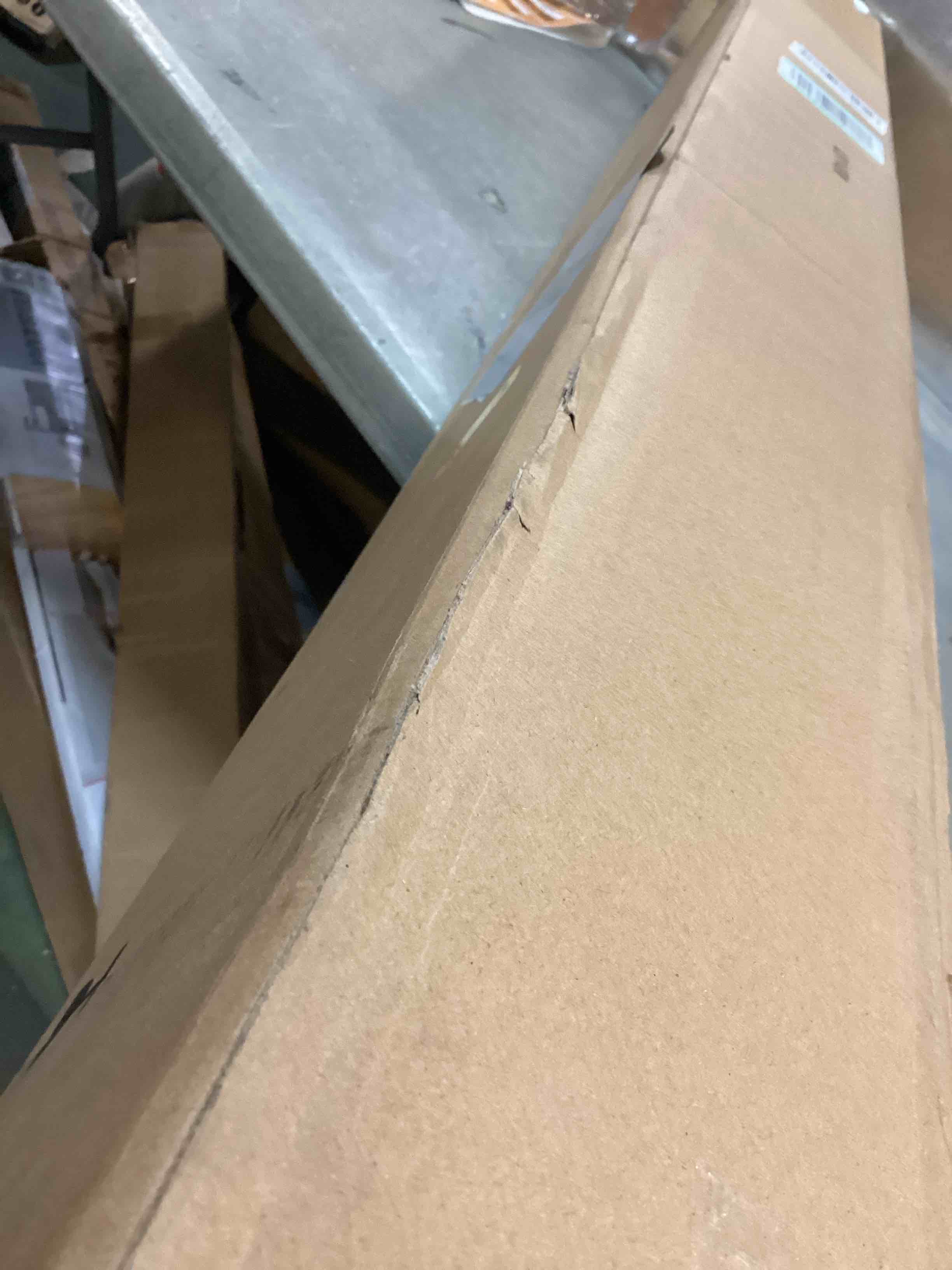 https://s3.amazonaws.com/lotting-images-prod/bidfta/ORG6756755_1722088907922.jpeg