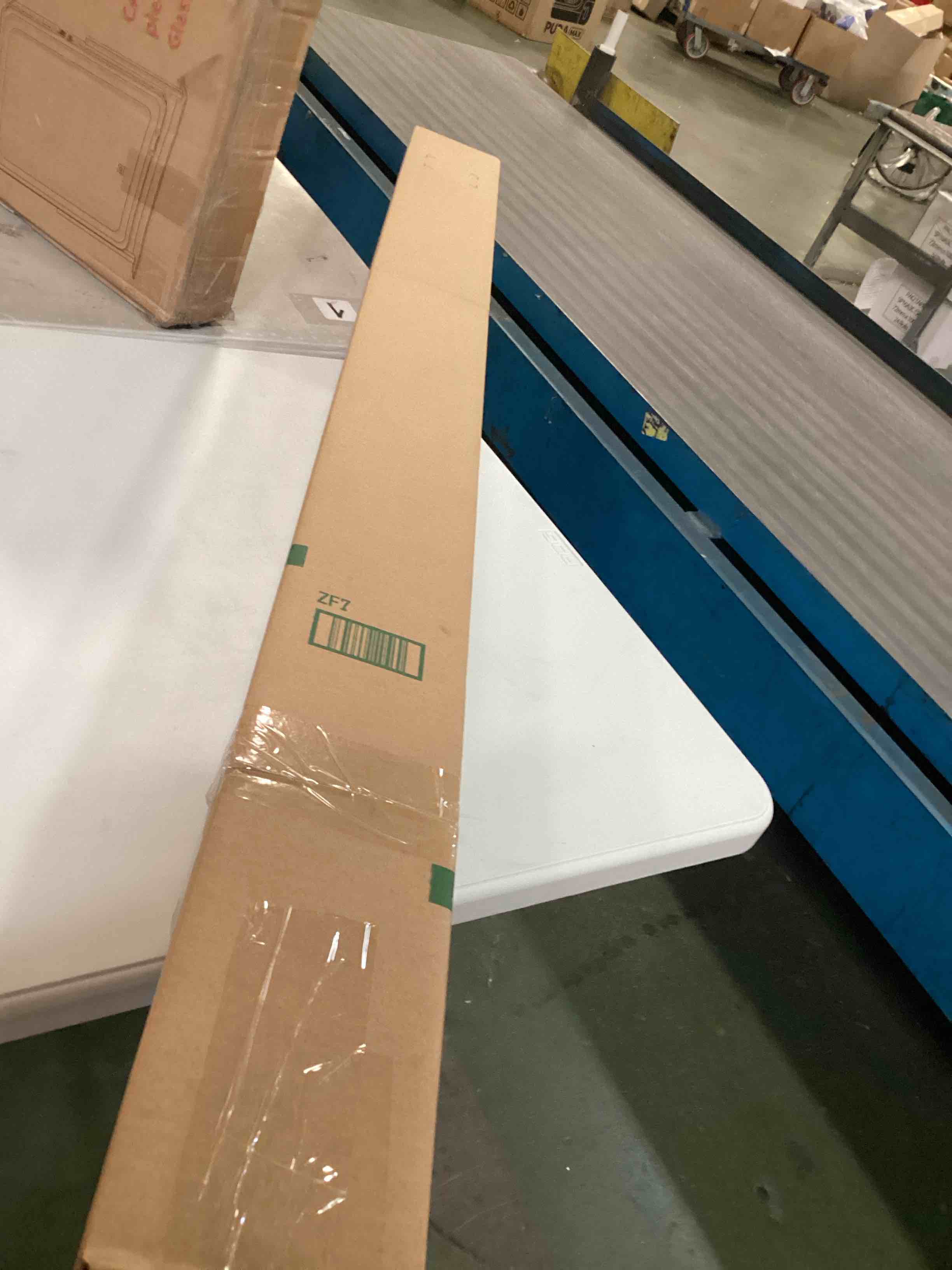 https://s3.amazonaws.com/lotting-images-prod/bidfta/ORG6756980_1722094202056.jpeg