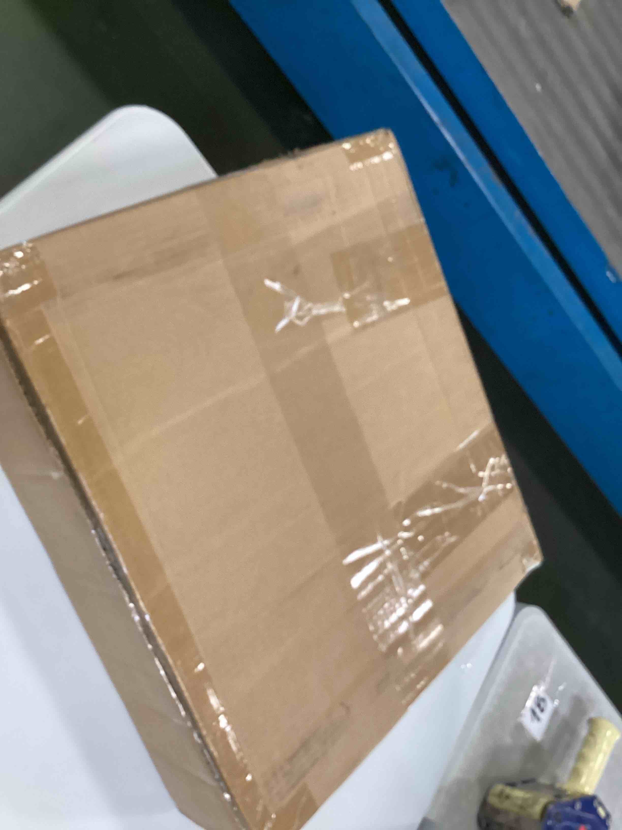 https://s3.amazonaws.com/lotting-images-prod/bidfta/ORG6757011_1722257633085.jpeg
