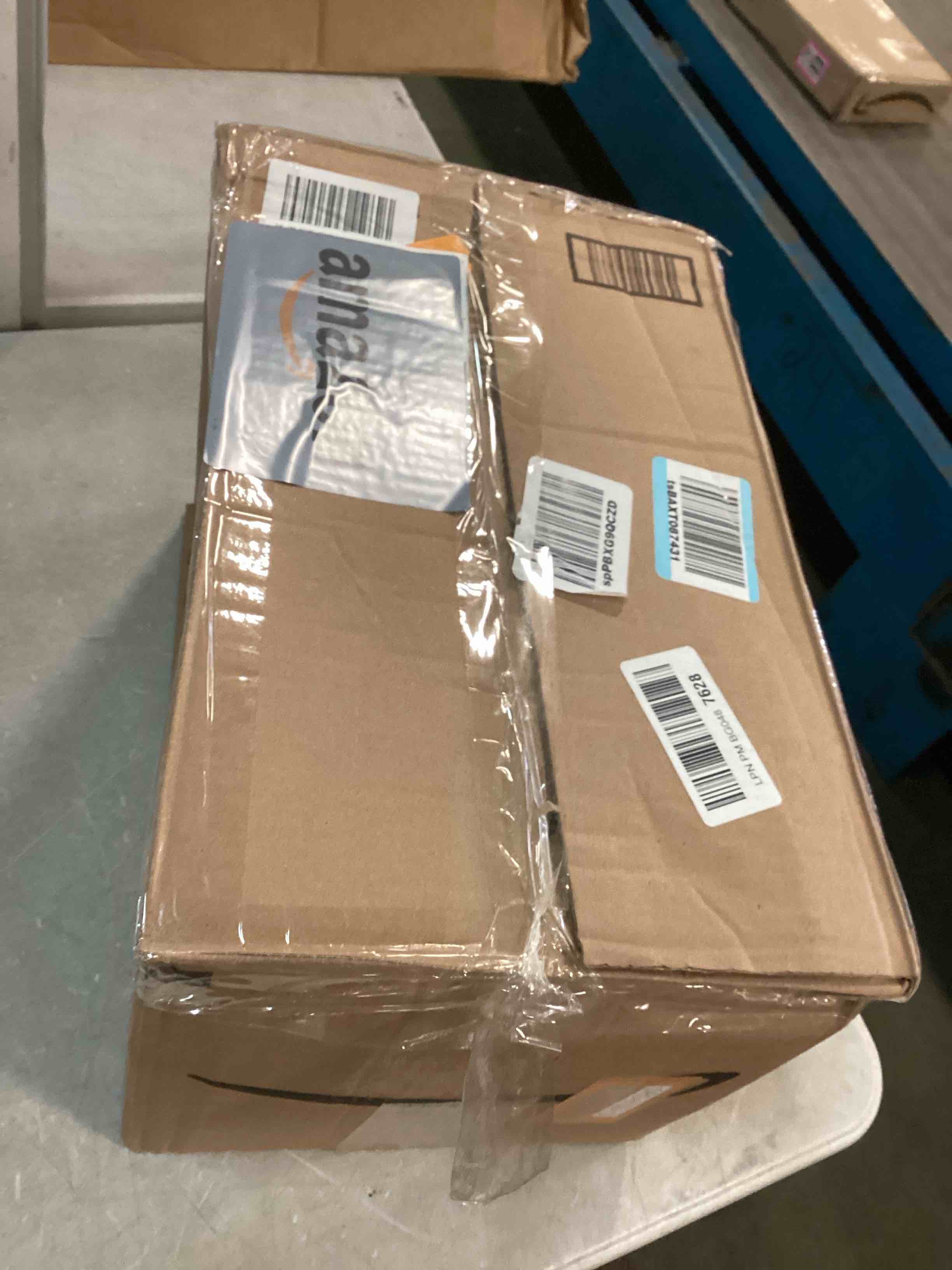 https://s3.amazonaws.com/lotting-images-prod/bidfta/ORG6758413_1724418148809.jpeg