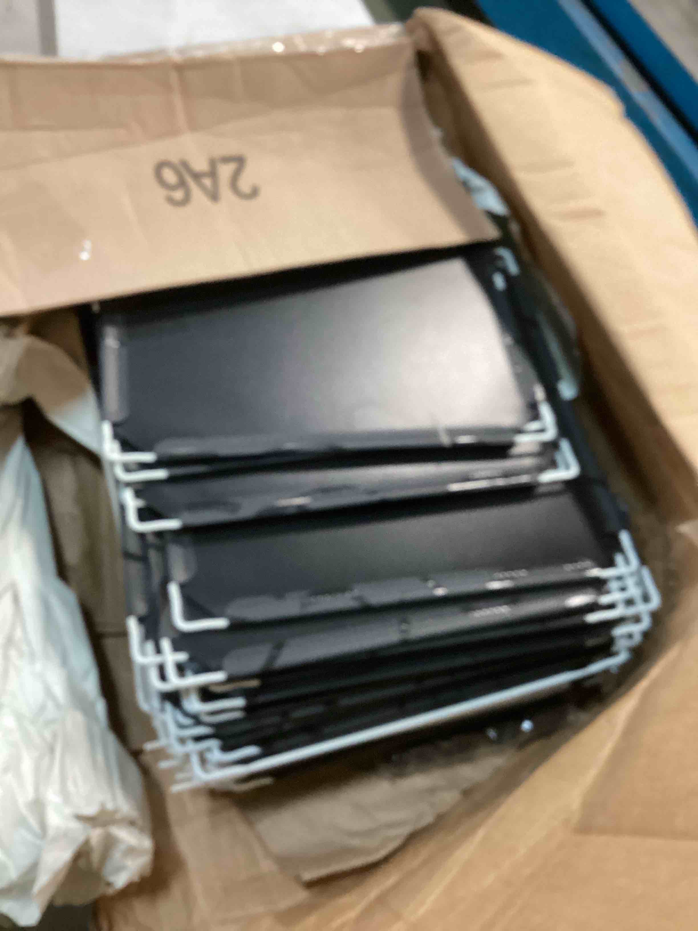 https://s3.amazonaws.com/lotting-images-prod/bidfta/ORG6758434_1724420954312.jpeg