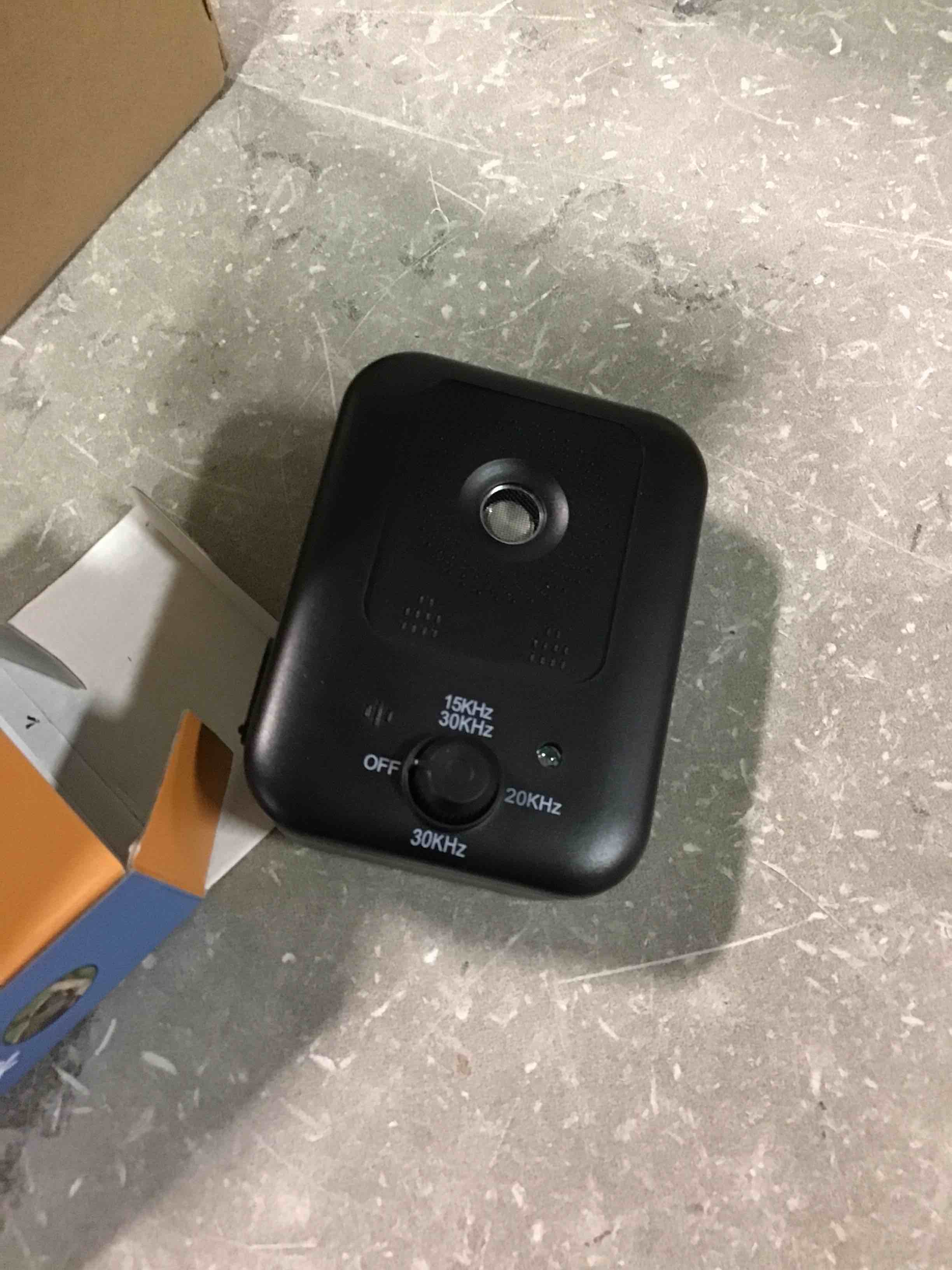 https://s3.amazonaws.com/lotting-images-prod/bidfta/ORG6760058_1721961594320.jpeg