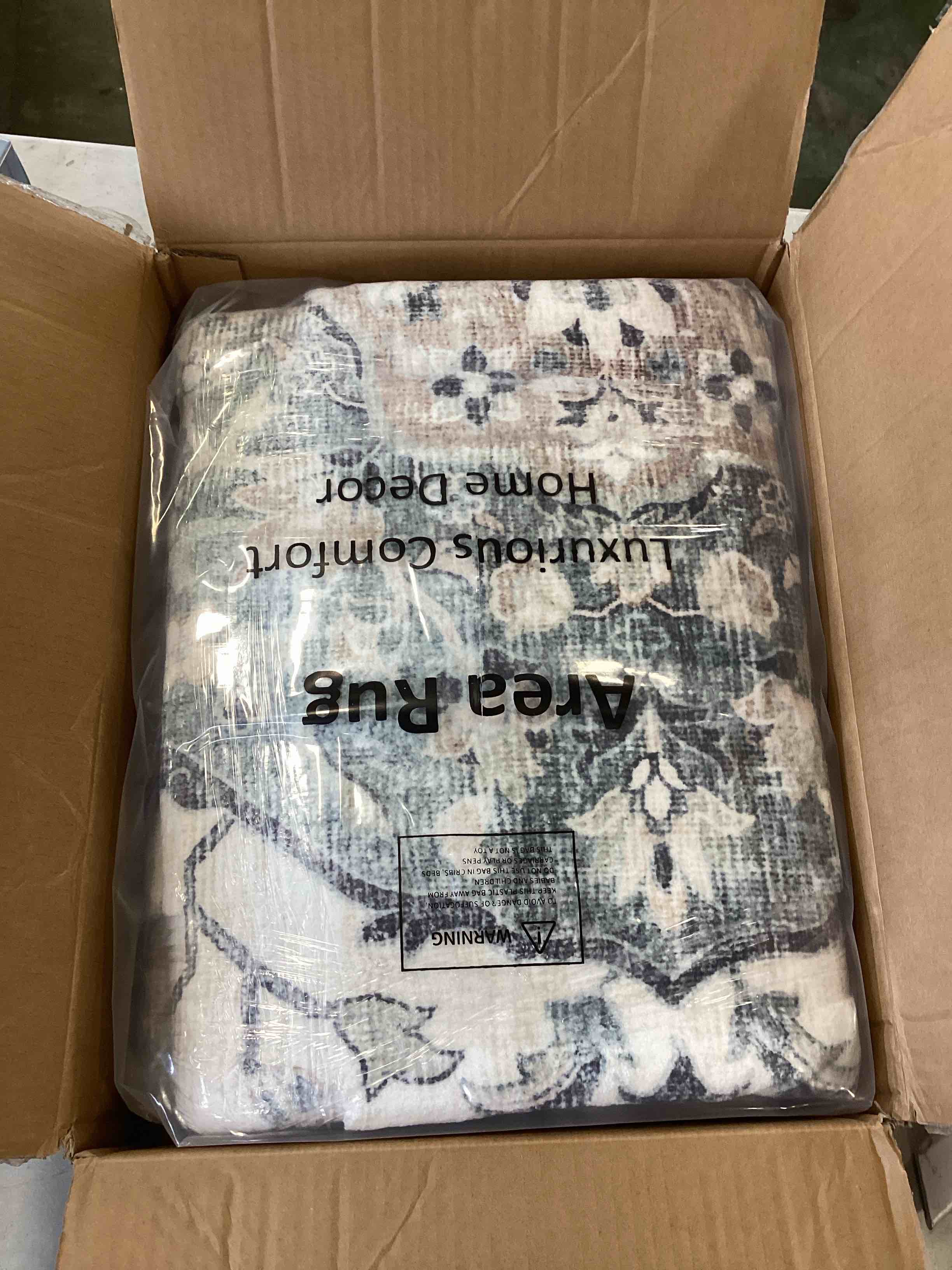 https://s3.amazonaws.com/lotting-images-prod/bidfta/ORG6761422_1722526843422.jpeg