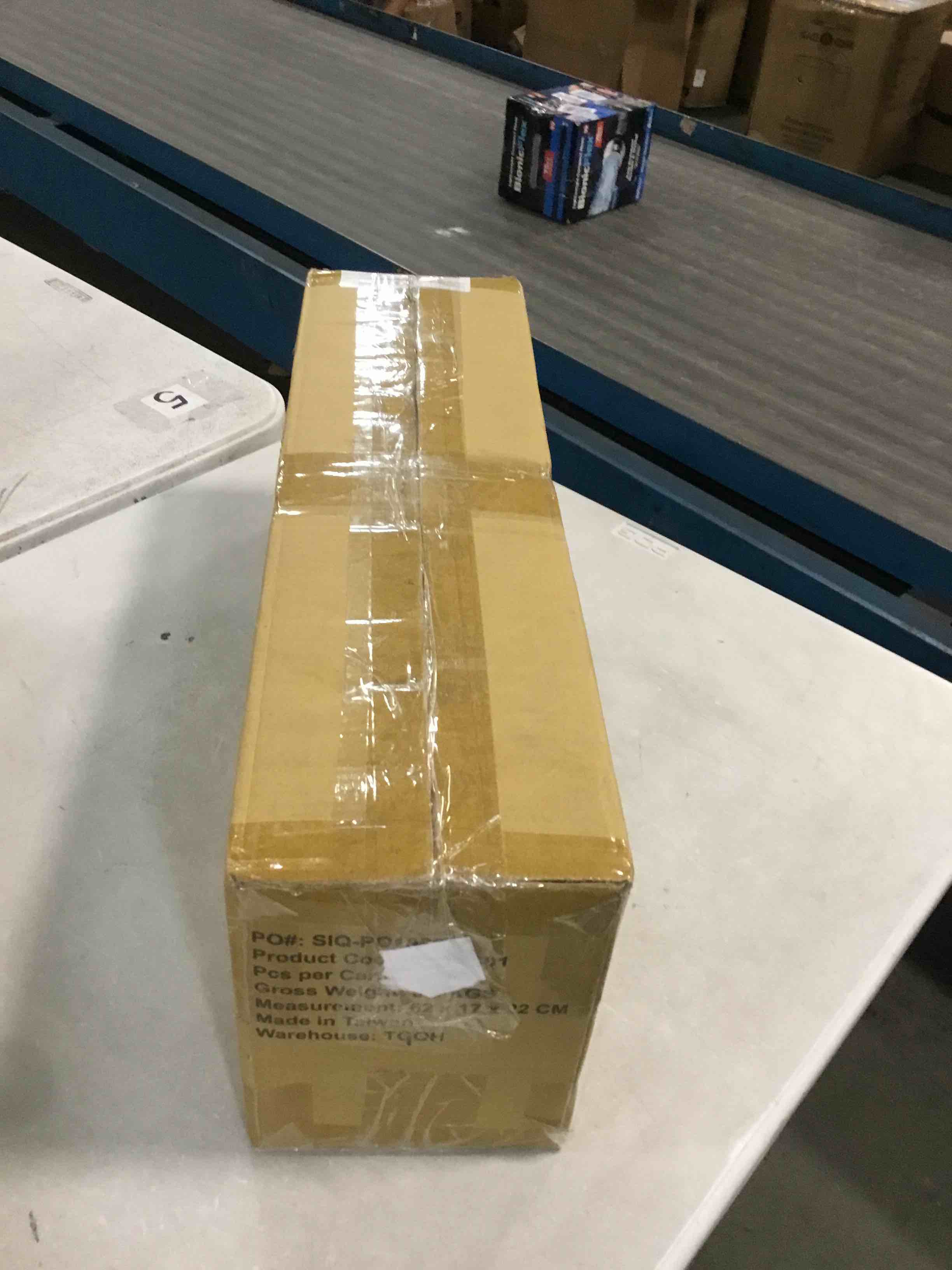 https://s3.amazonaws.com/lotting-images-prod/bidfta/ORG6764678_1723508636883.jpeg