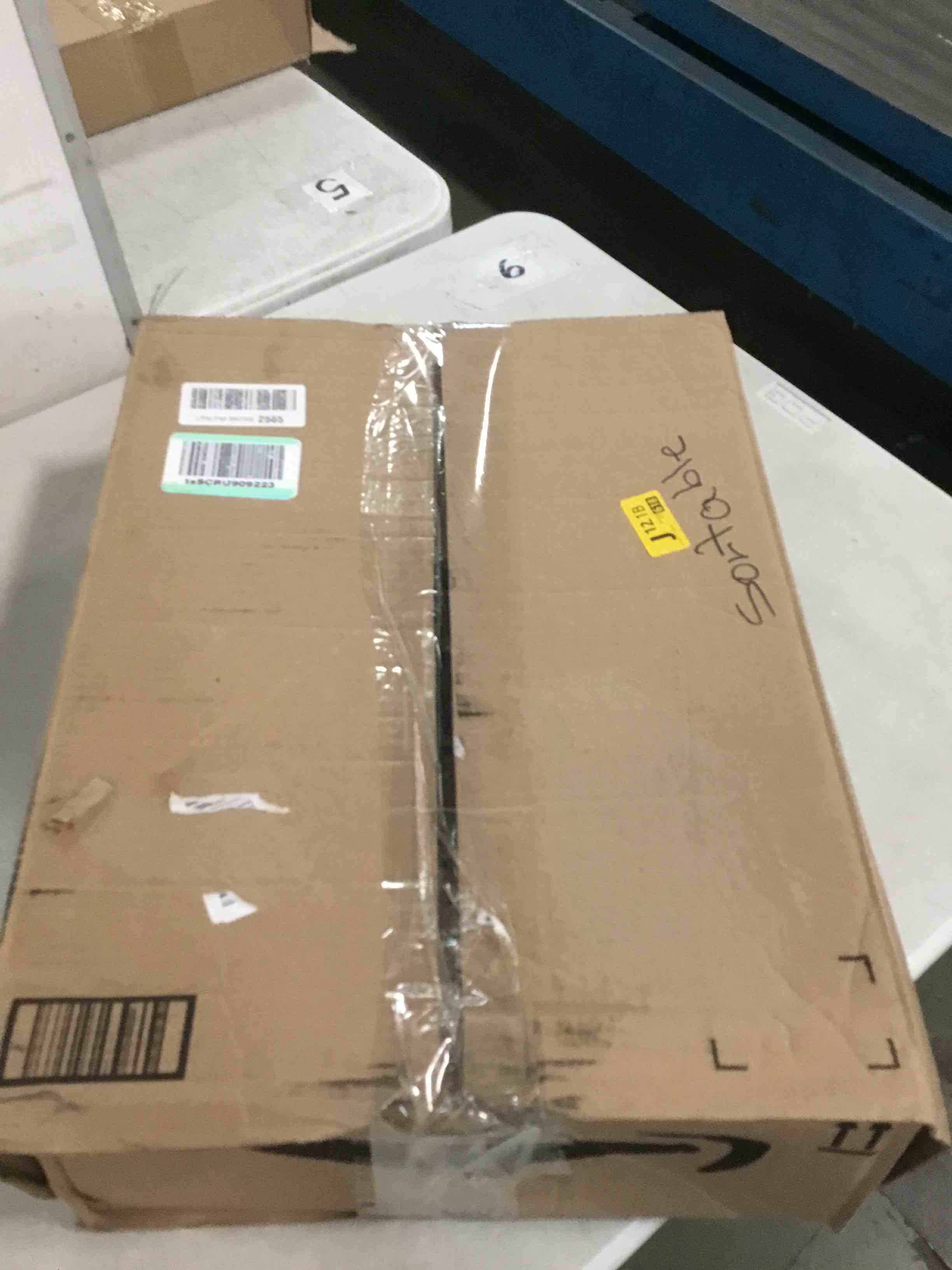 https://s3.amazonaws.com/lotting-images-prod/bidfta/ORG6764941_1723853937152.jpeg