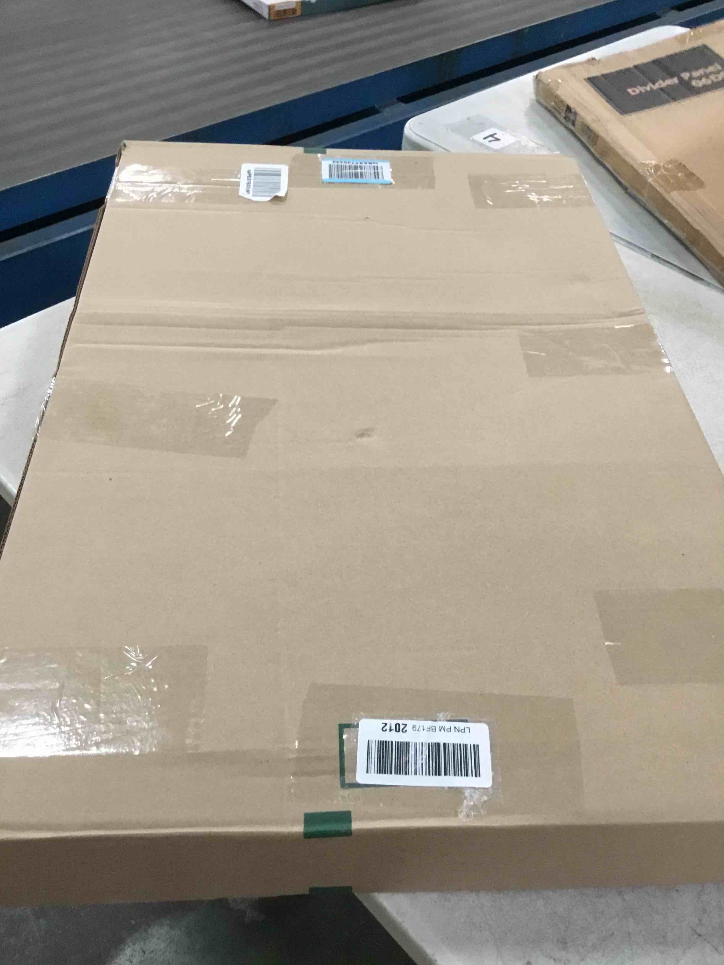 Assortment of Round Bowl Seats, fits all round toilets, different styles and different sizes, from different brands,