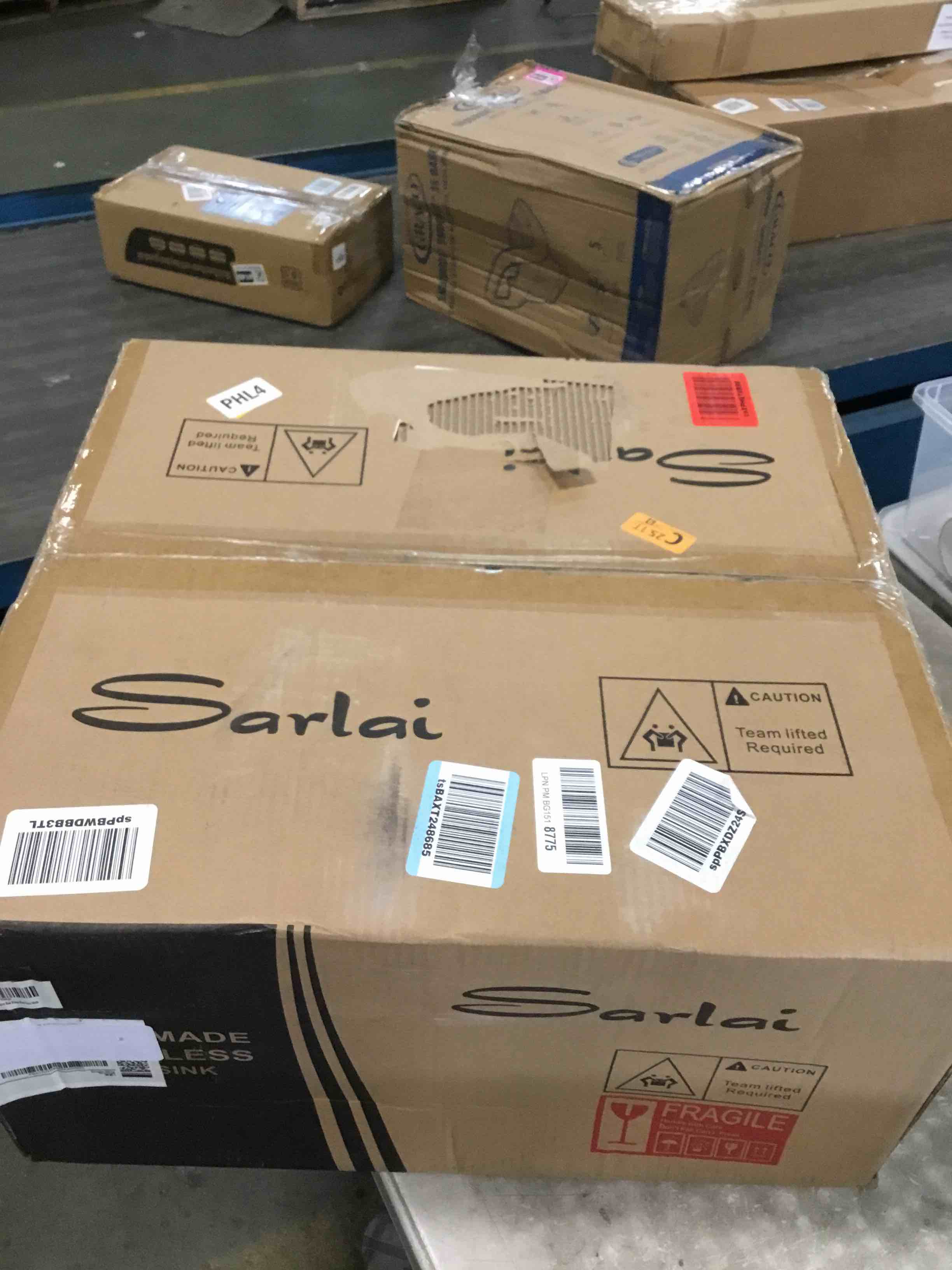 https://s3.amazonaws.com/lotting-images-prod/bidfta/ORG6765379_1724363979265.jpeg