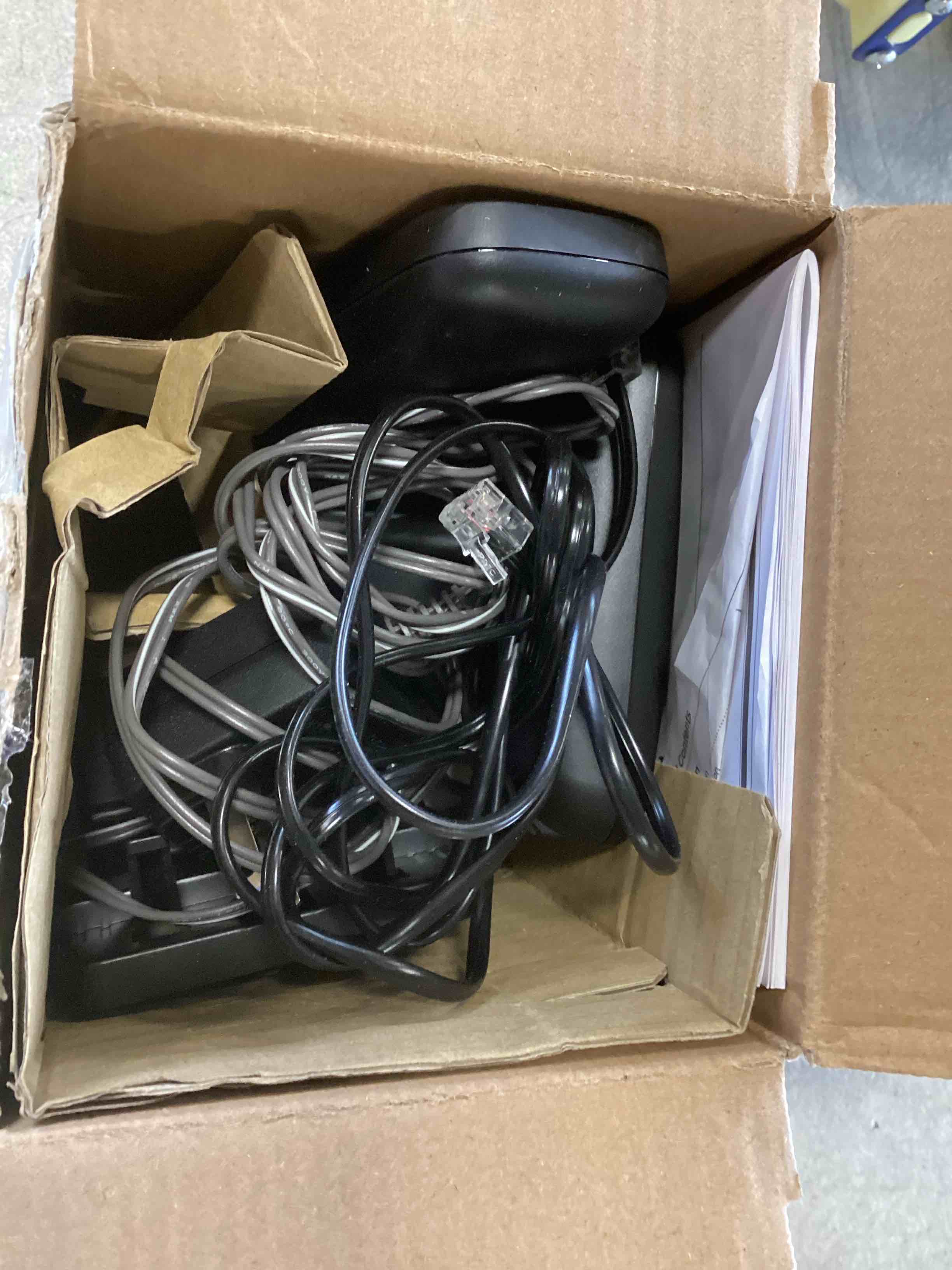 https://s3.amazonaws.com/lotting-images-prod/bidfta/ORG6765955_1722357537312.jpeg