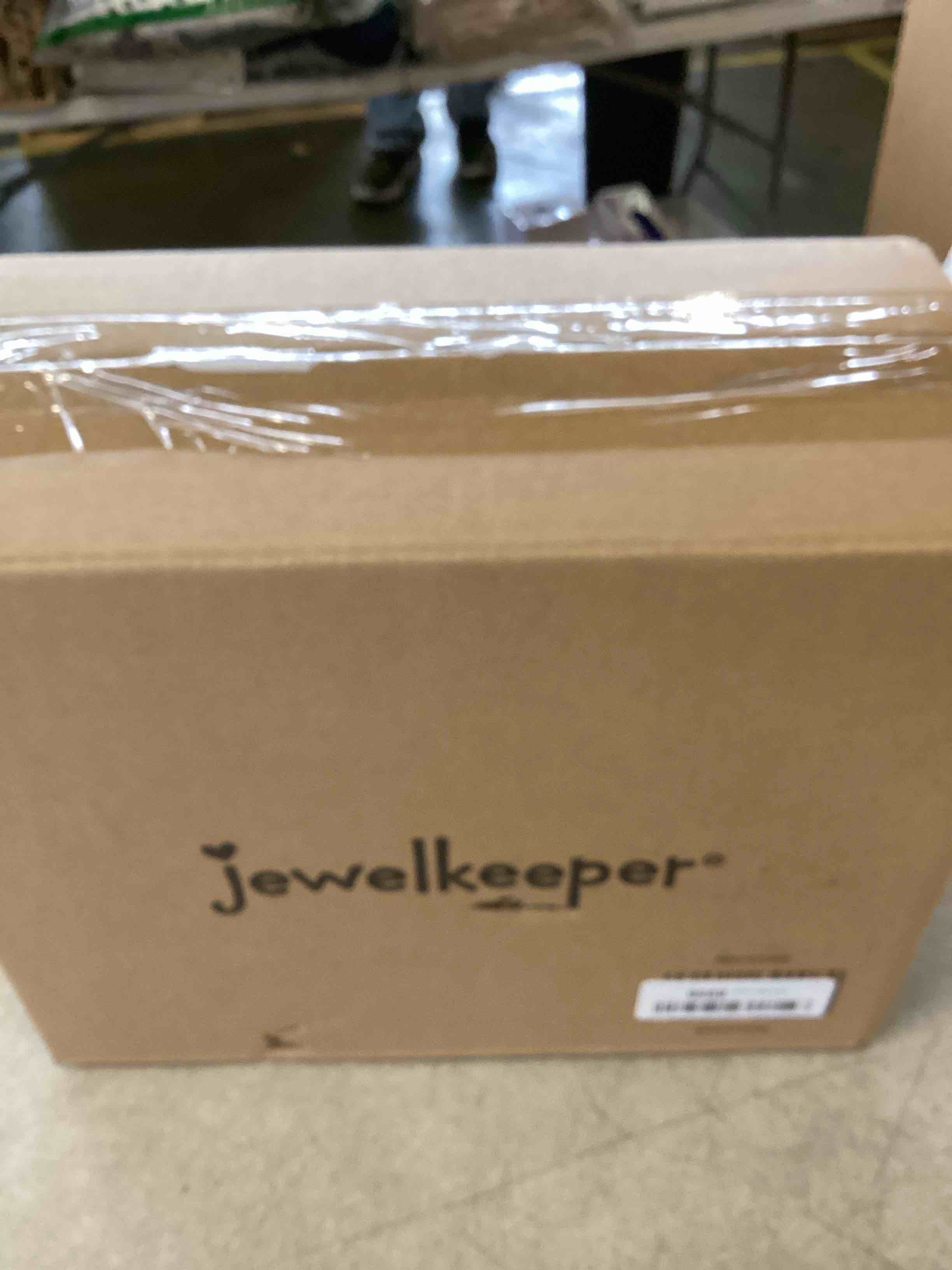 https://s3.amazonaws.com/lotting-images-prod/bidfta/ORG6766903_1722620814925.jpeg